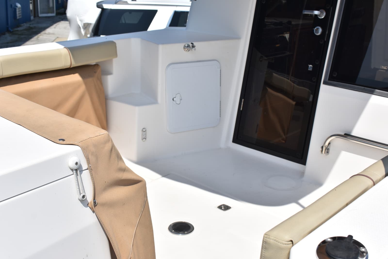 2019 Ranger Tugs R27LE - Photo 9