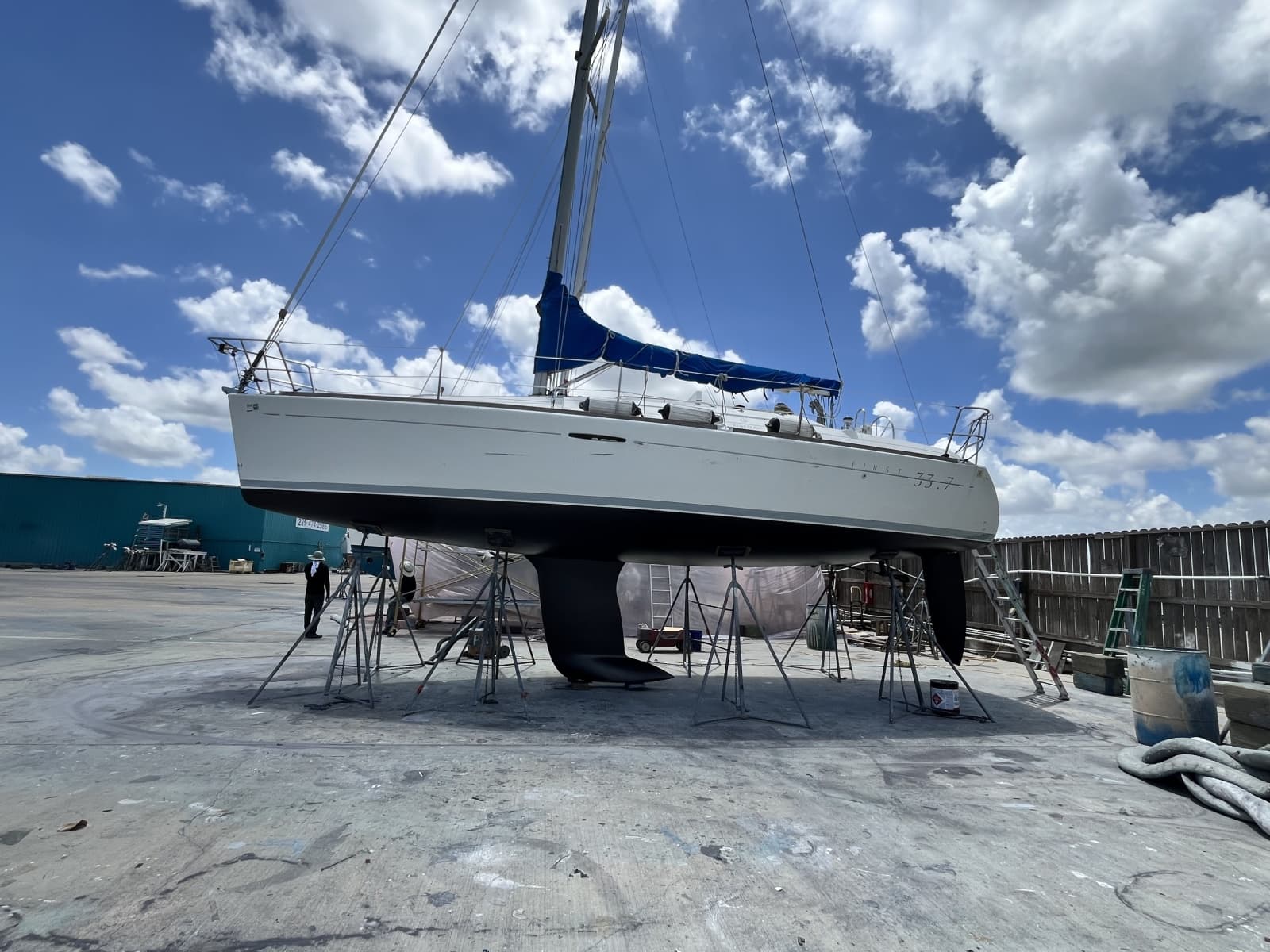2000 Beneteau First 33.7 - Photo 29