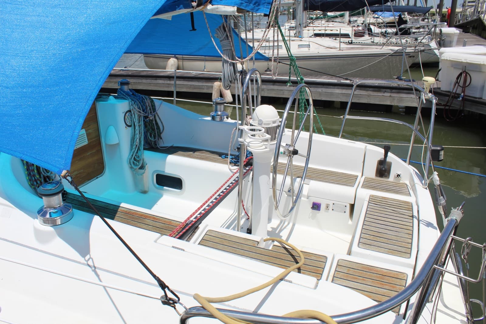 2000 Beneteau First 33.7 - Photo 12