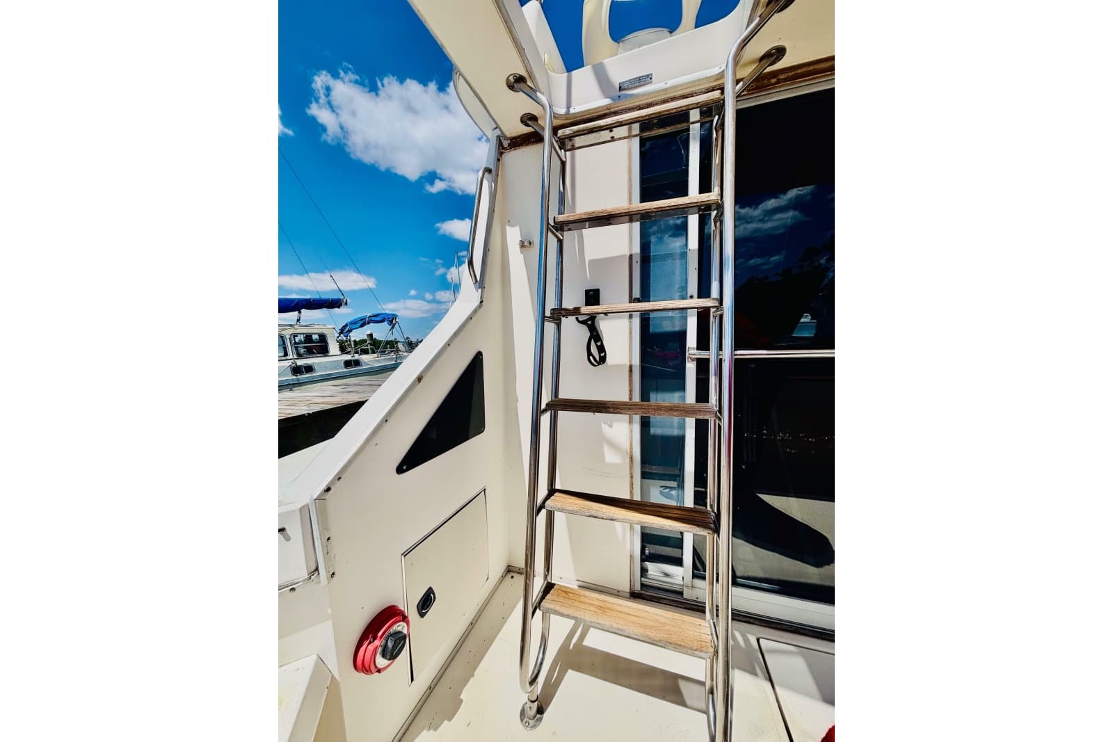 1988 Sea Ray 305 Sedan Bridge - Photo 7