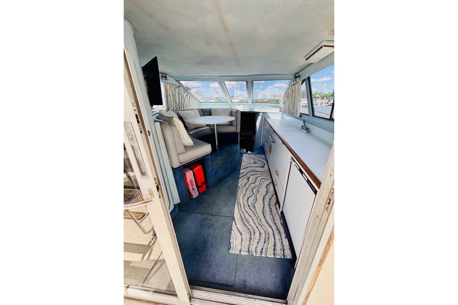1988 Sea Ray 305 Sedan Bridge - Photo 9