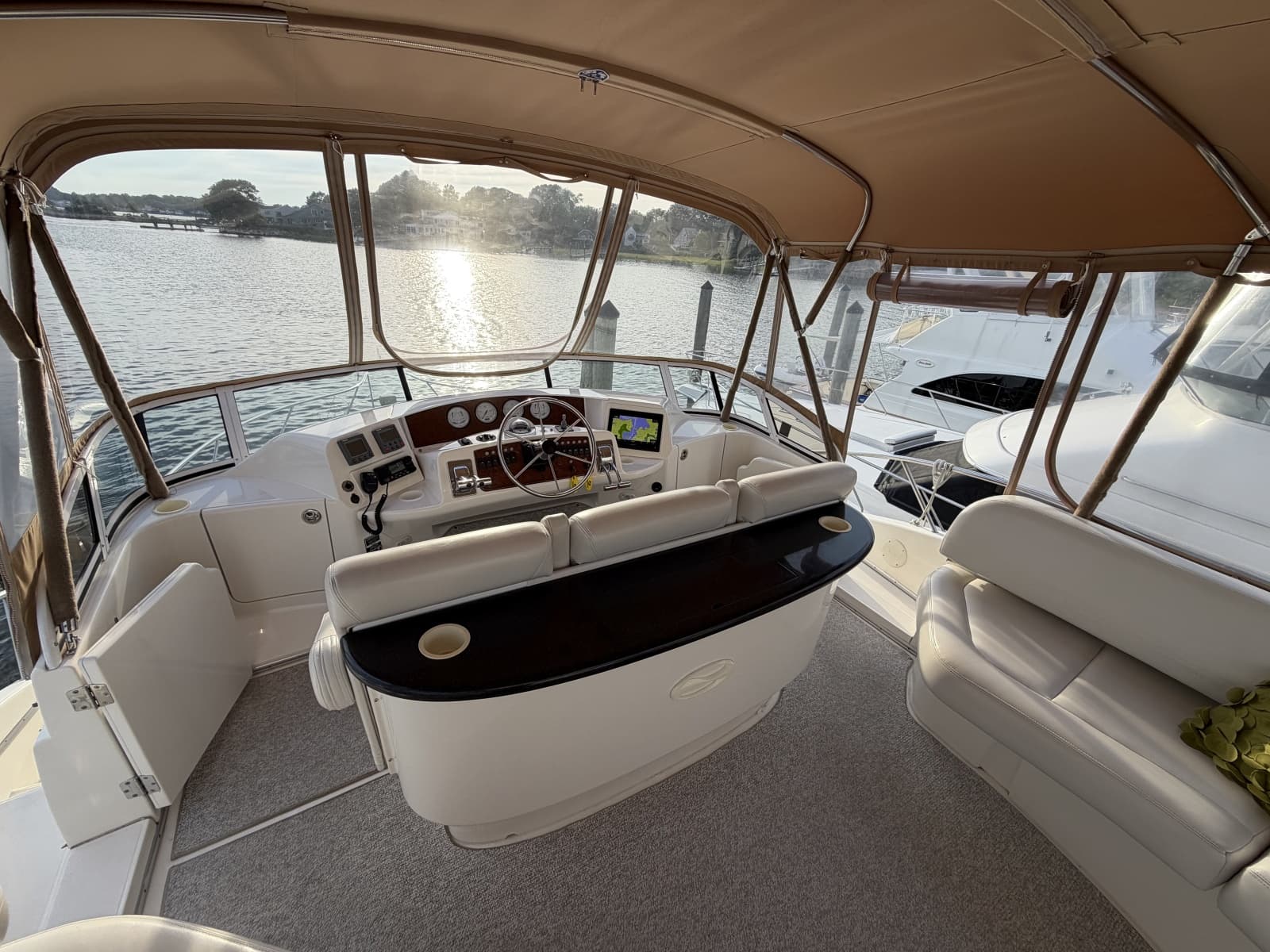 2002 Silverton 43 Motor Yacht - Photo 37