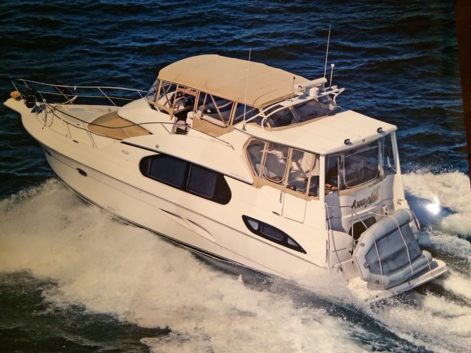 2002 Silverton 43 Motor Yacht - Photo 2