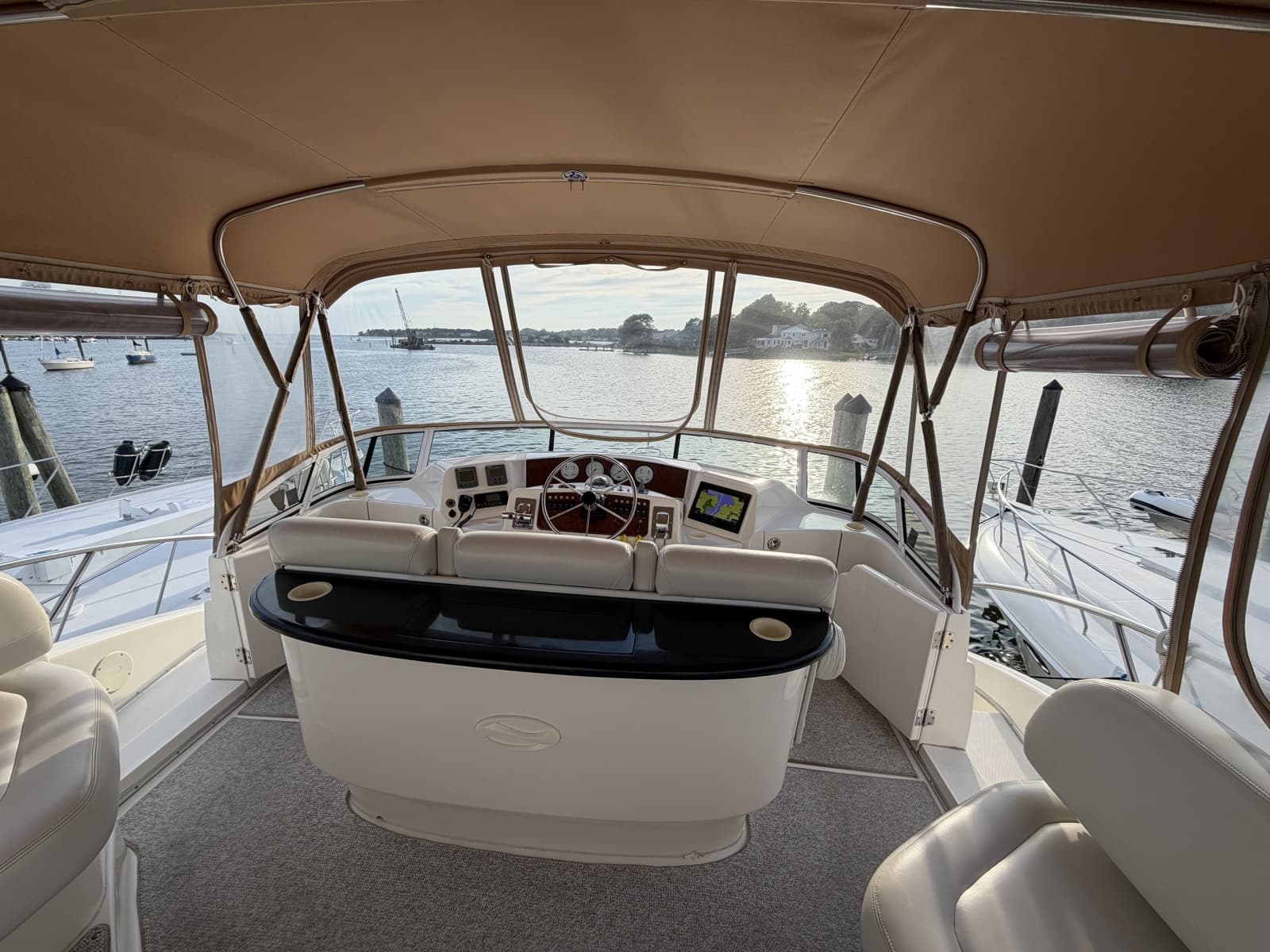 2002 Silverton 43 Motor Yacht - Photo 32