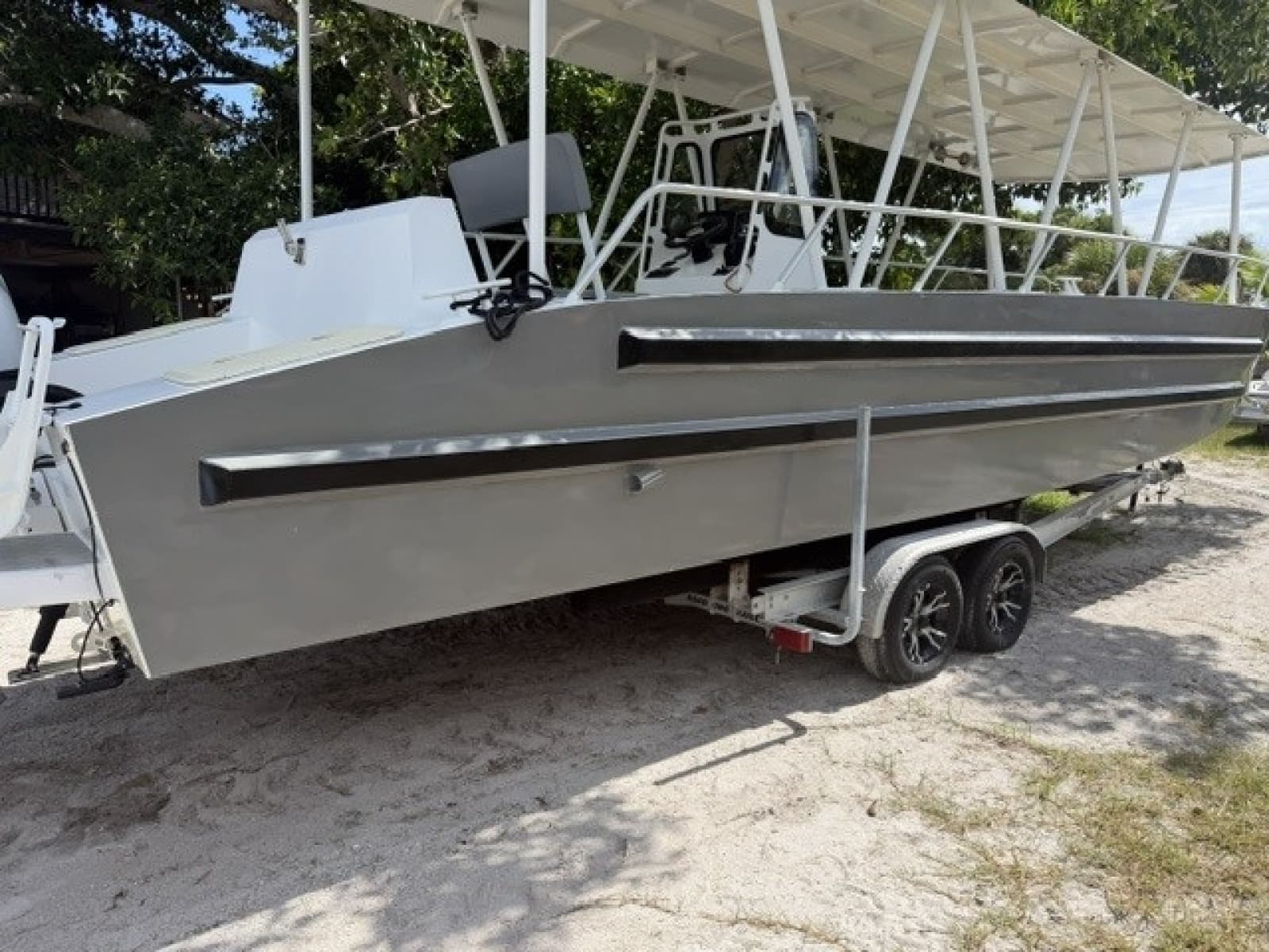 2022 Custom LC - Photo 5