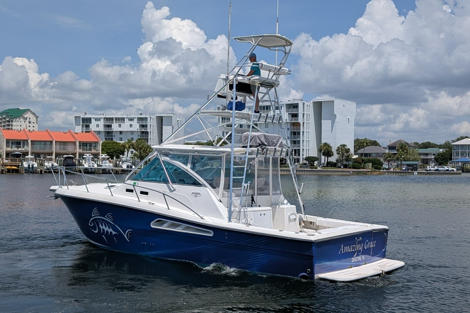 2005 Rampage 38 Express - Photo 2