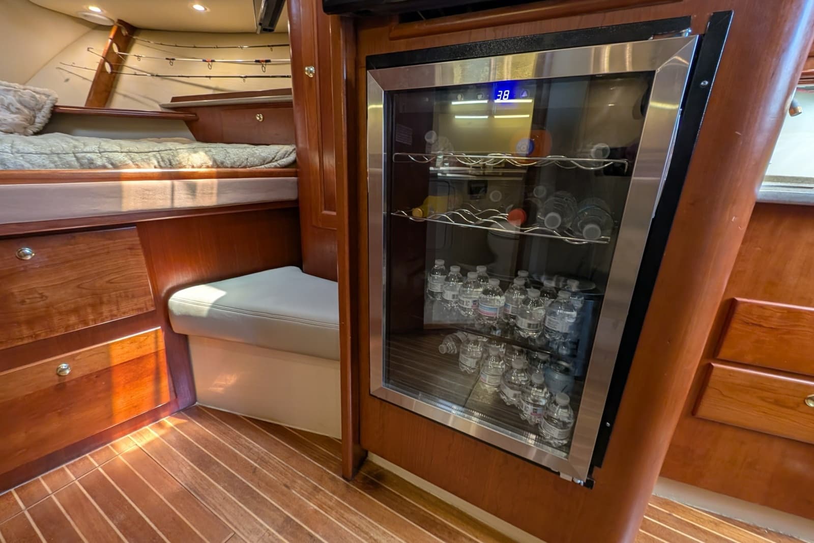 2005 Rampage 38 Express - Photo 4