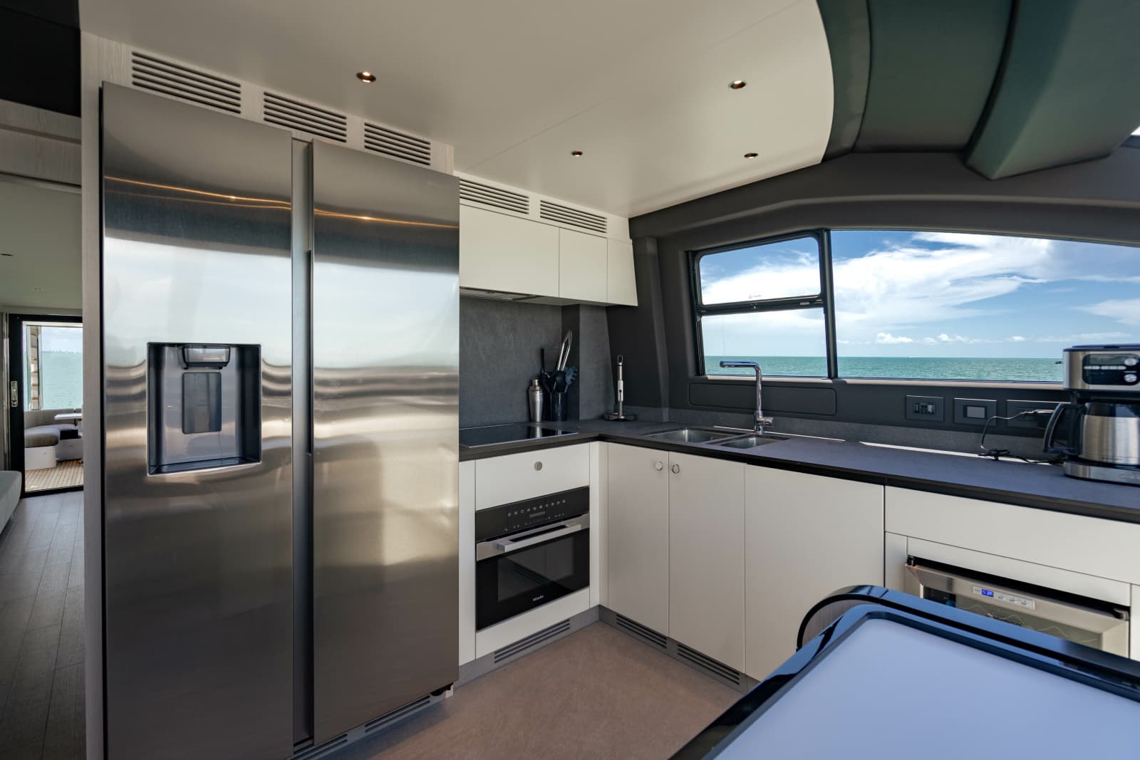 2025 Azimut FLY 78 - Photo 9