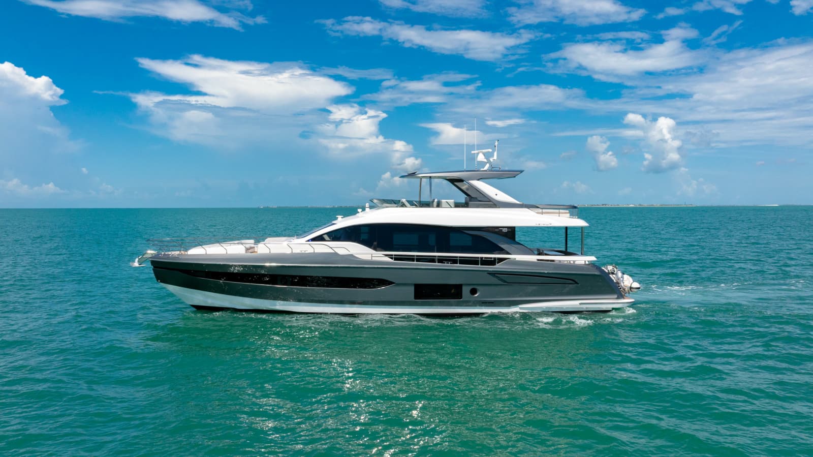 2025 Azimut FLY 78 - Photo 1