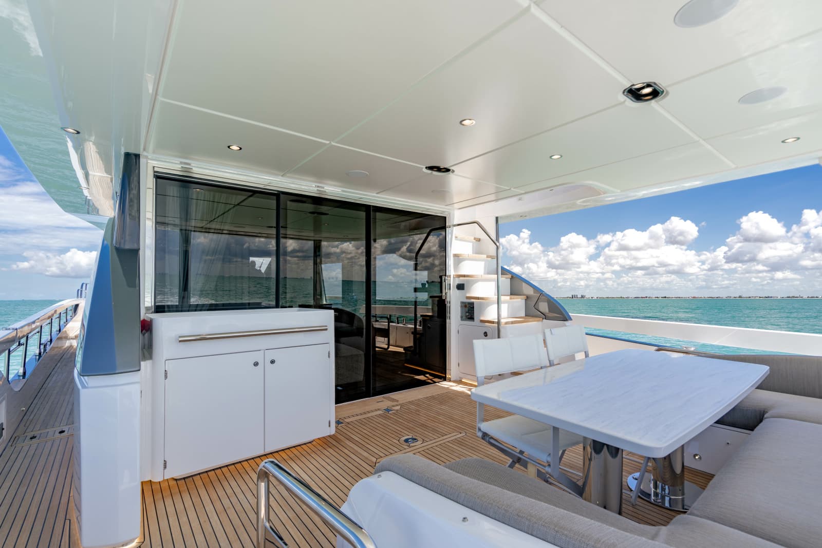 2025 Azimut FLY 78 - Photo 4
