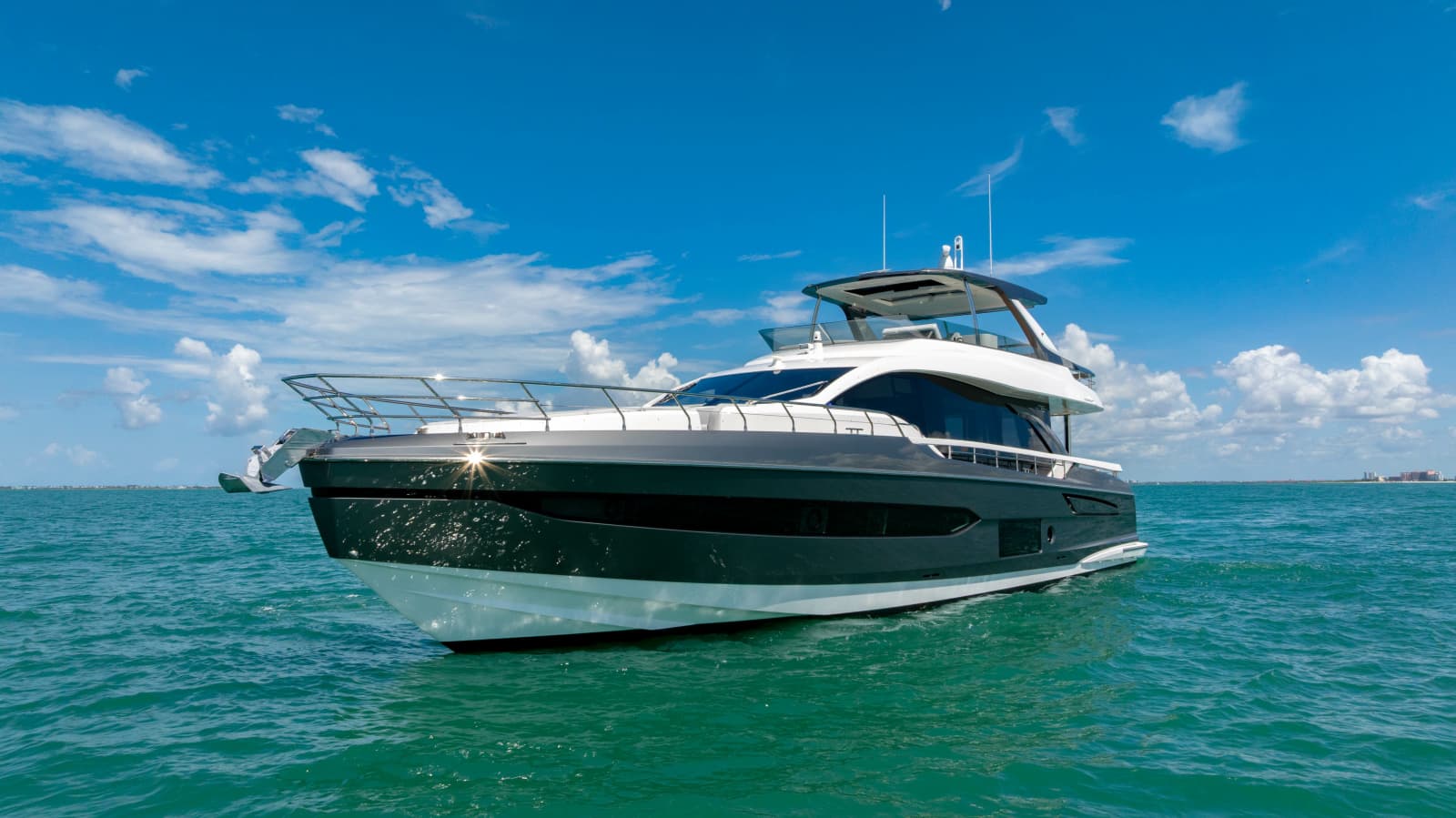 2025 Azimut FLY 78 - Photo 39