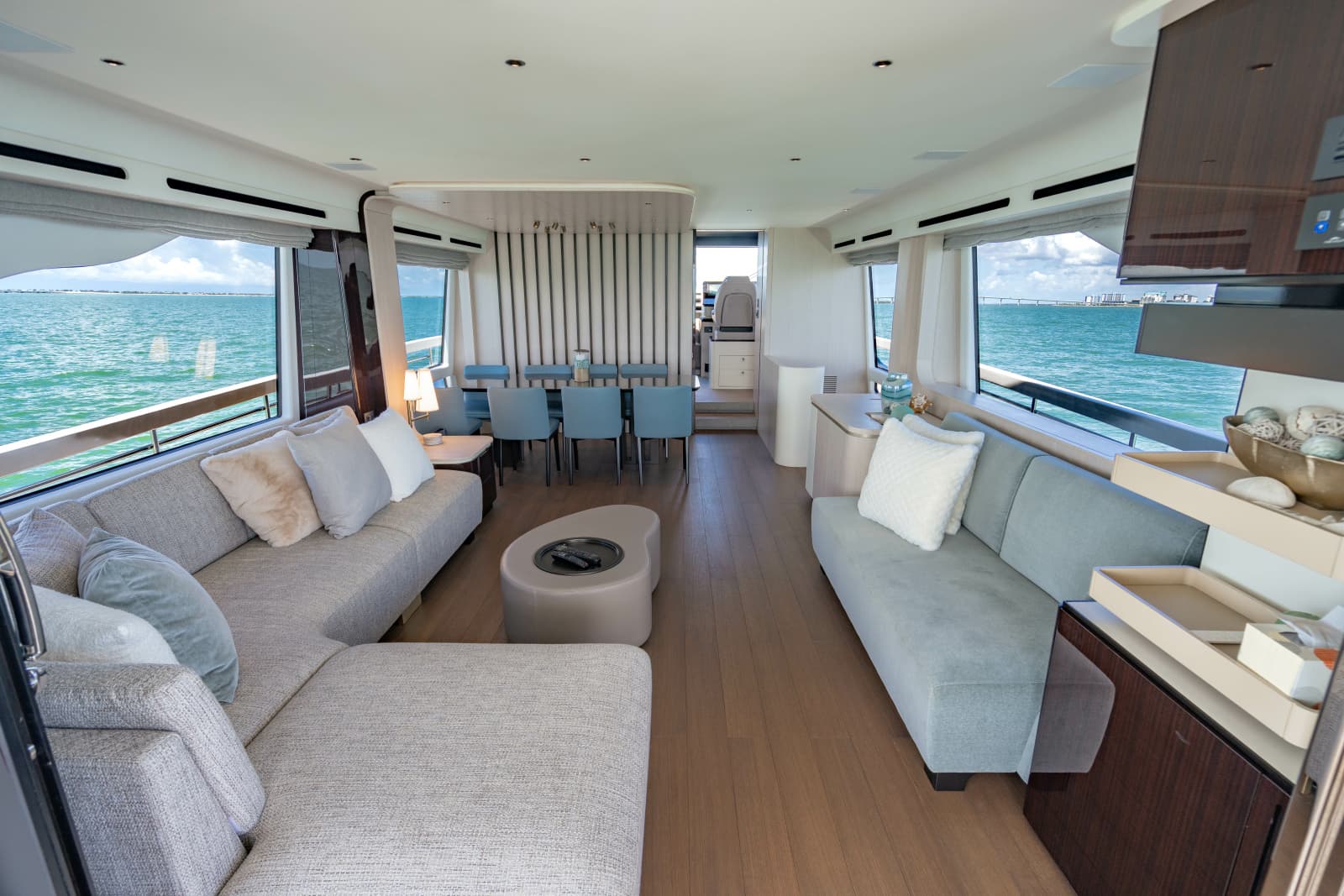 2025 Azimut FLY 78 - Photo 6