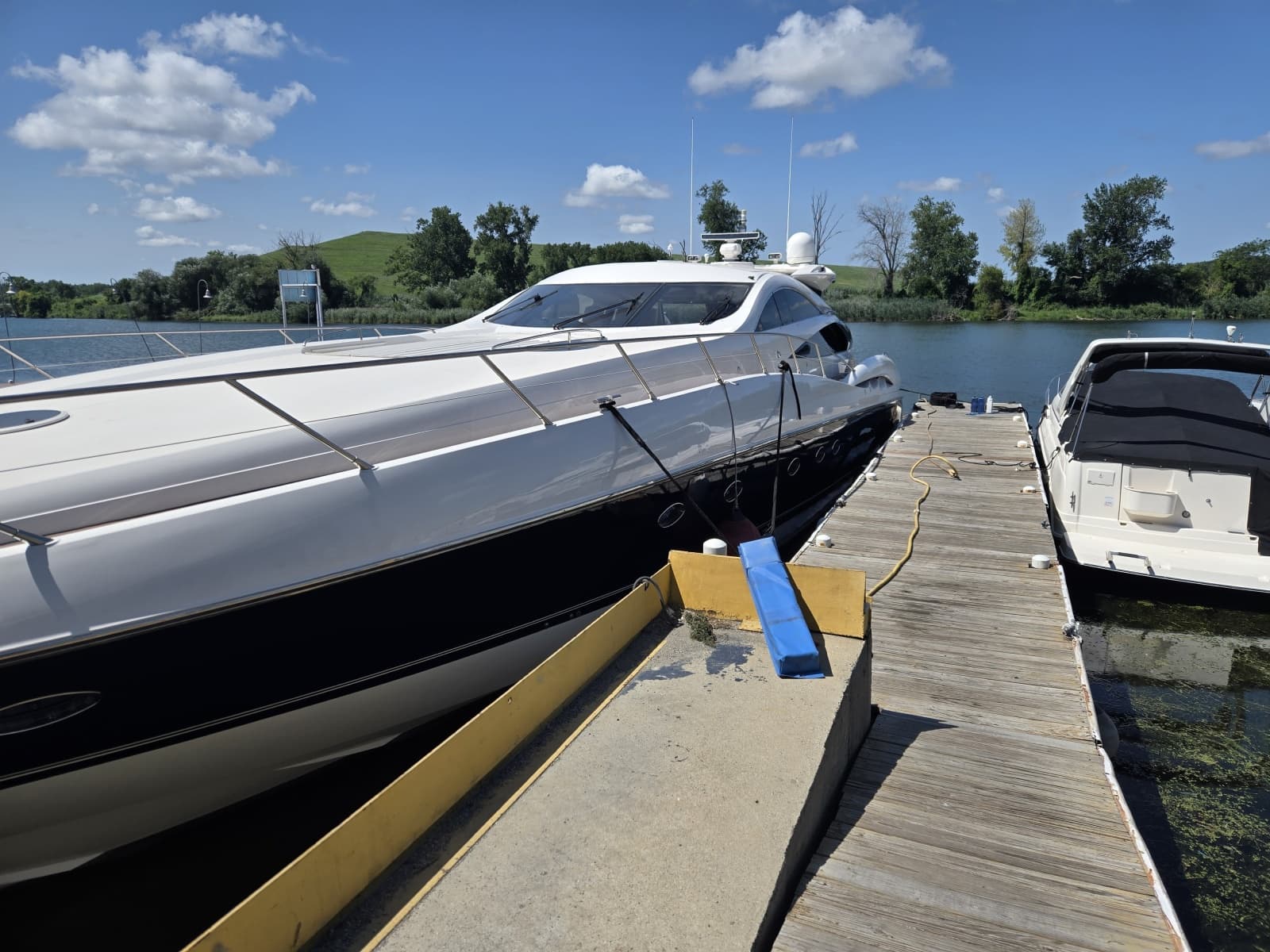 1999 Sunseeker Predator - Photo 12