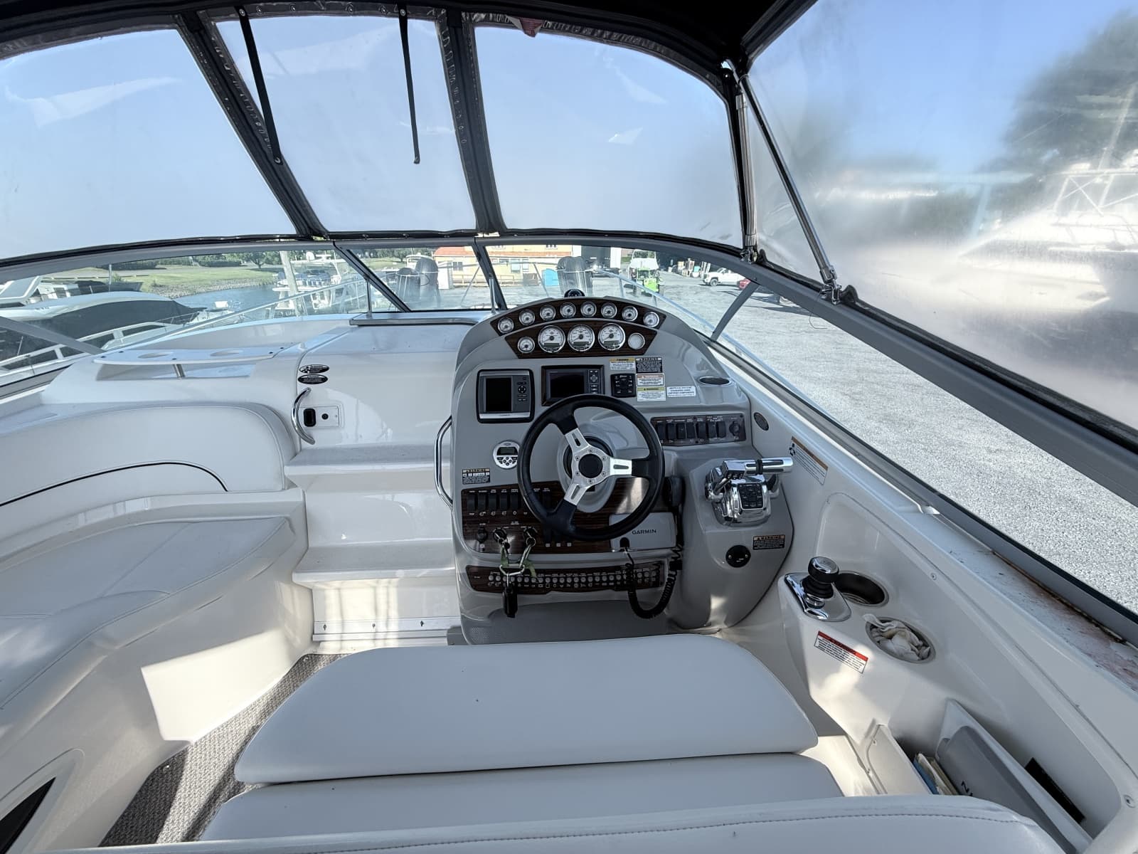 2011 Bayliner 315 SB - Photo 12