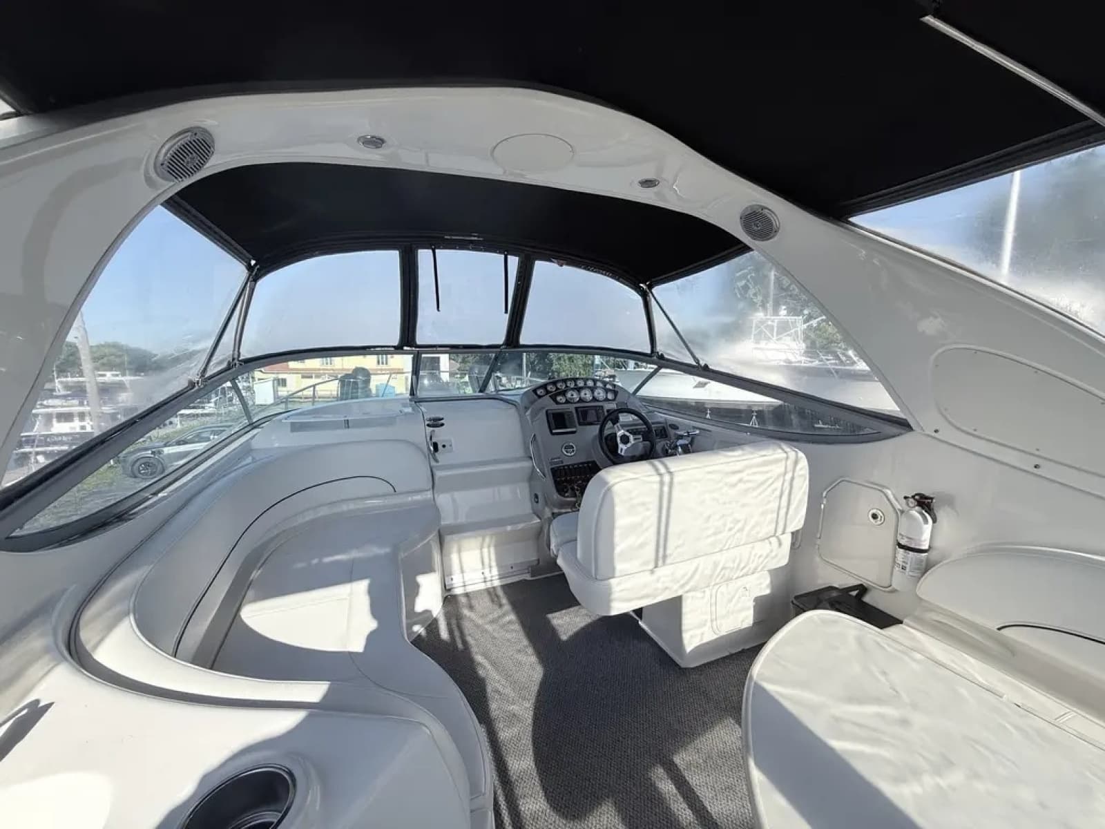 2011 Bayliner 315 SB - Photo 7