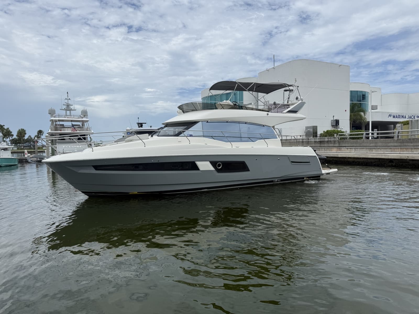 2018 Prestige 460 - Photo 4