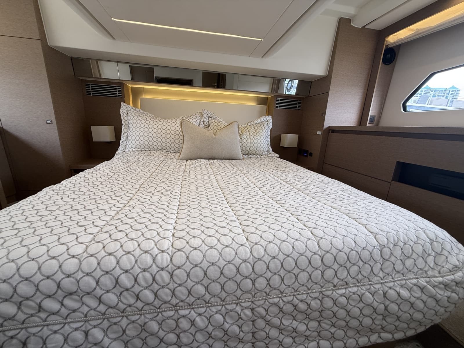 2018 Prestige 460 - Photo 45