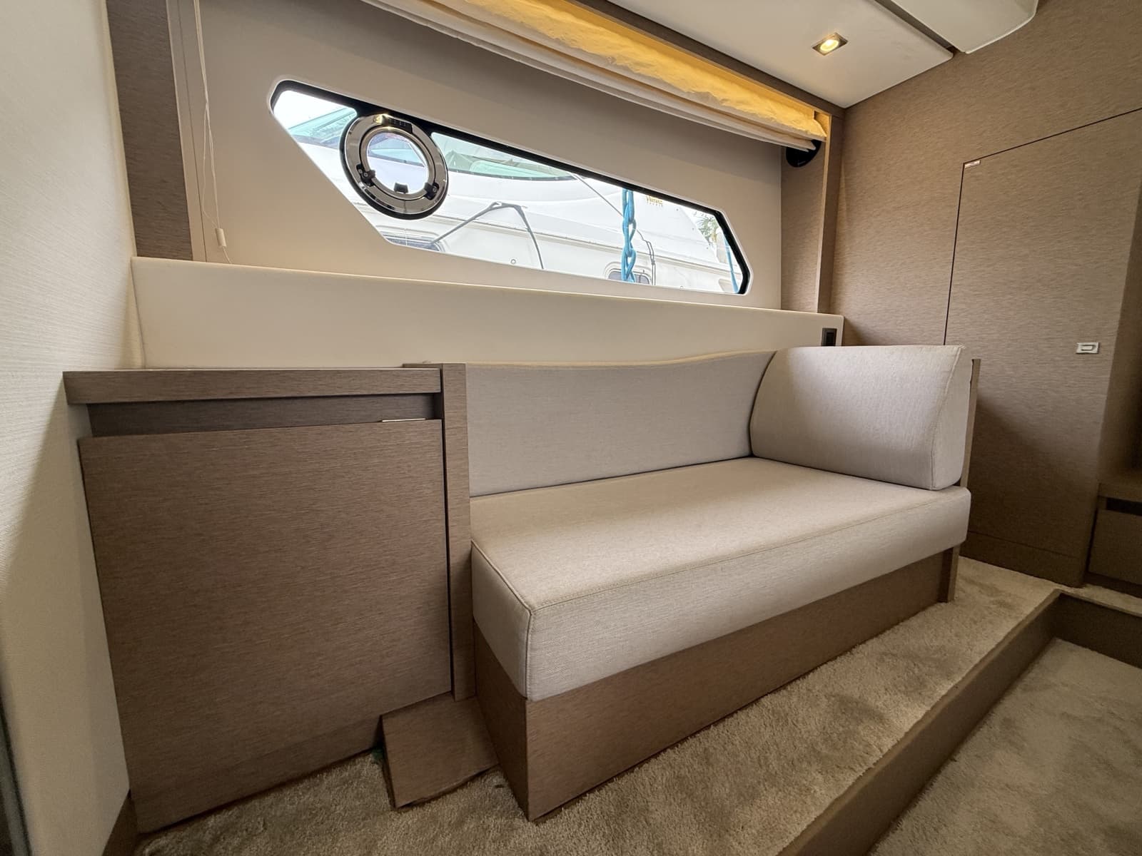 2018 Prestige 460 - Photo 44