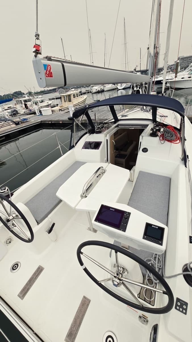 2023 Beneteau Oceanis 30.1 - Photo 9