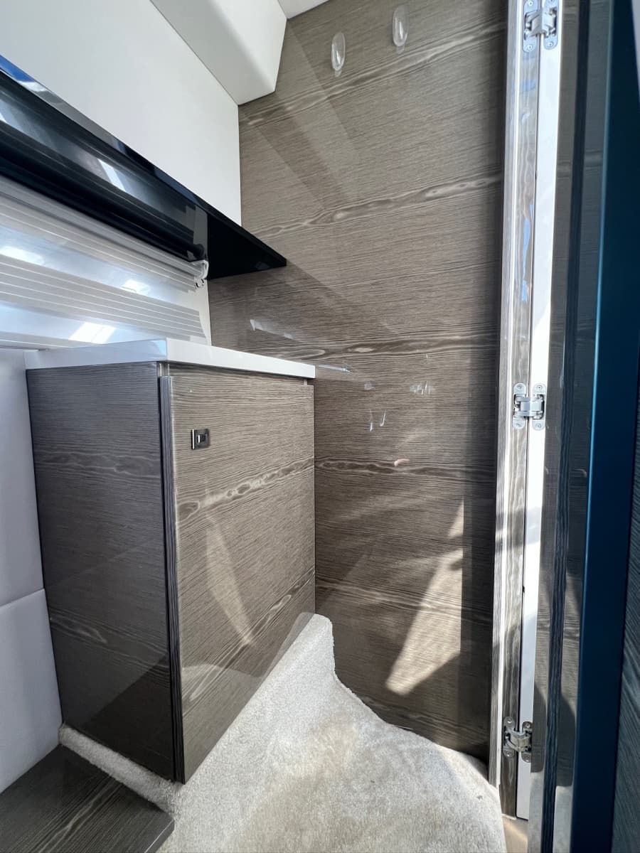 2021 Cobrey 28 SC - Photo 10