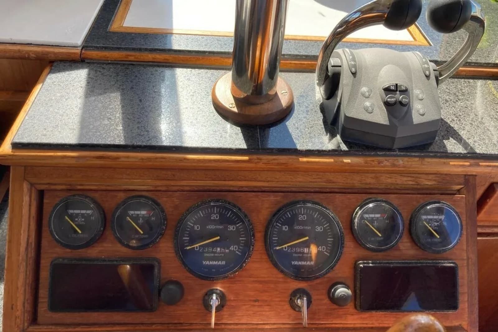 1983 Grand Banks Classic - Photo 50