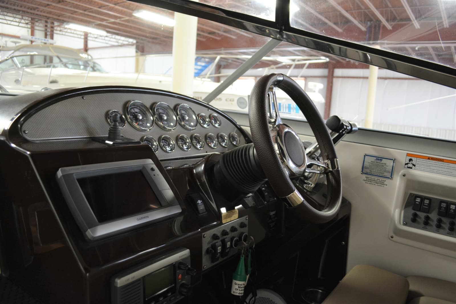 2014 Regal 3550 - Photo 30
