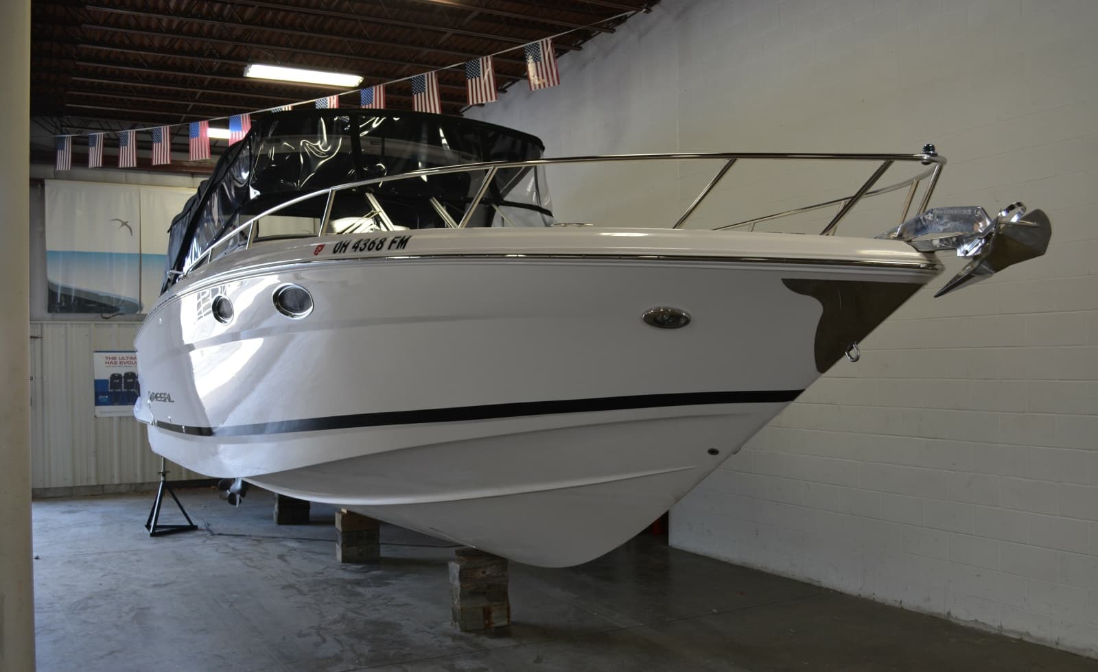 2014 Regal 3550 - Photo 3