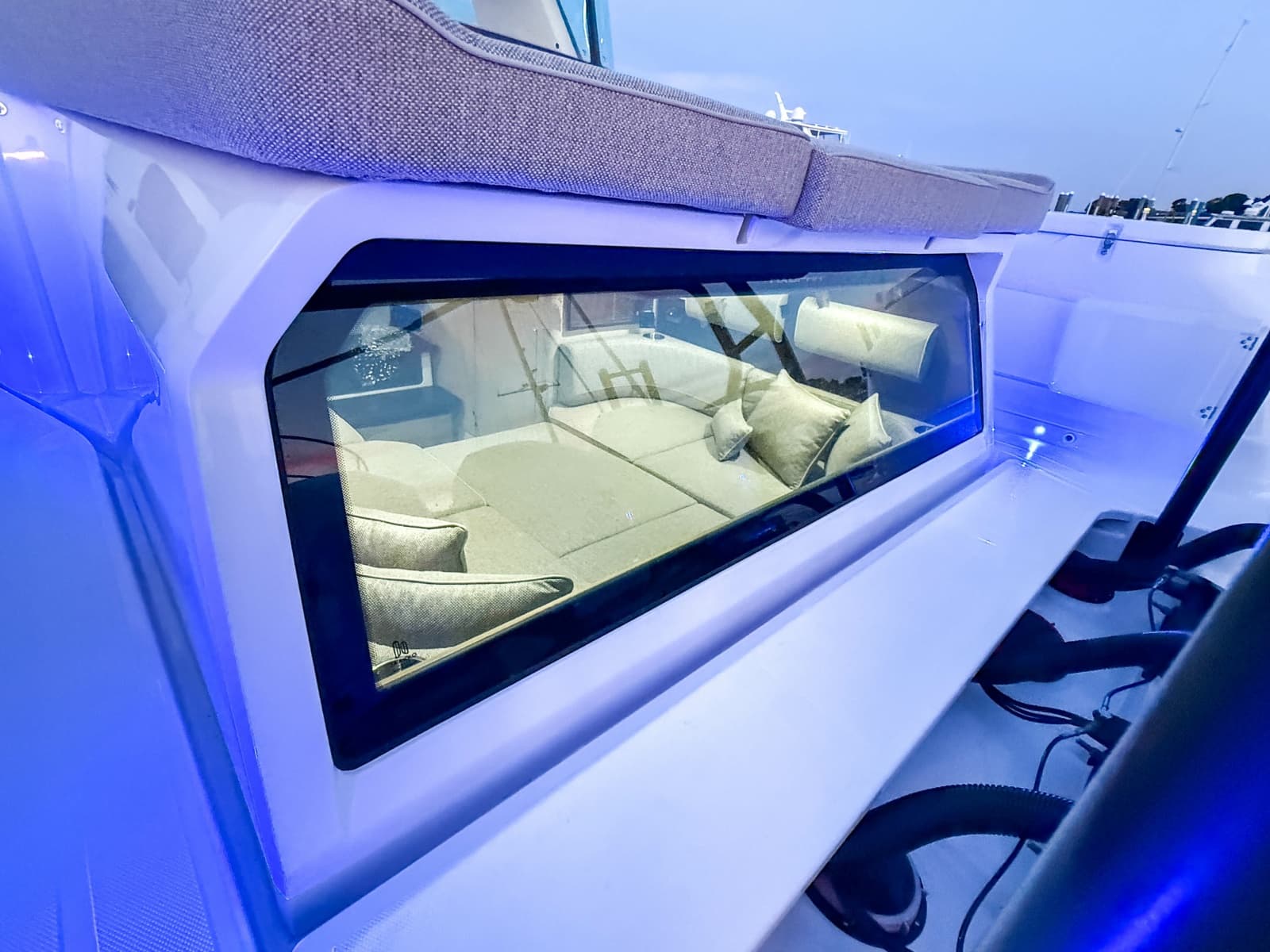 2024 Axopar 45 XC Cross Cabin Aft Cabin - Photo 39