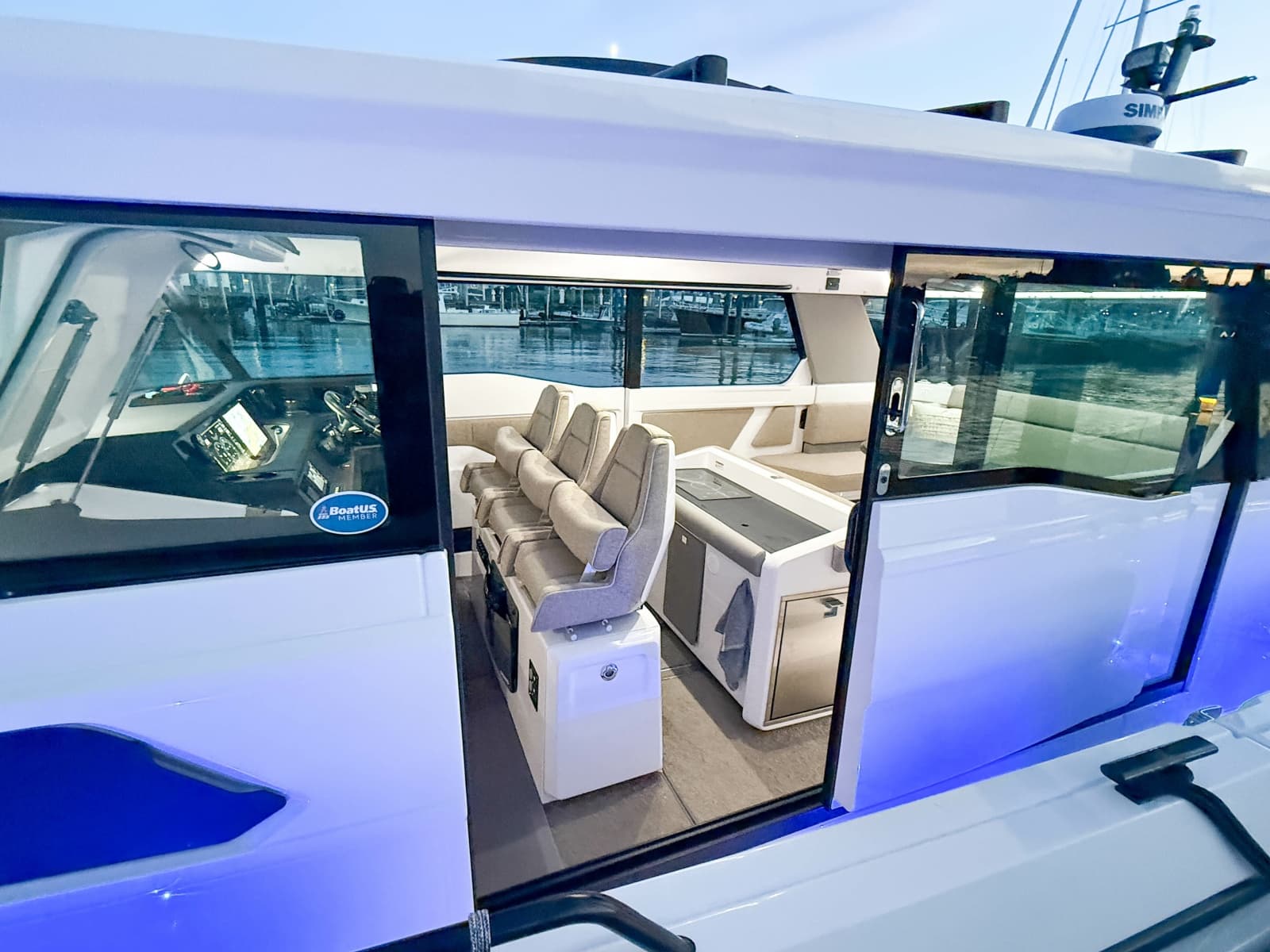 2024 Axopar 45 XC Cross Cabin Aft Cabin - Photo 7