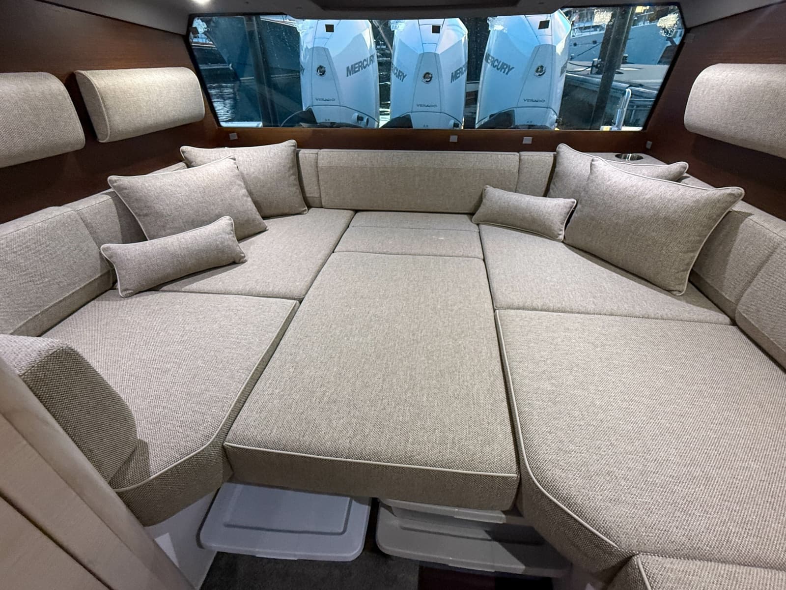 2024 Axopar 45 XC Cross Cabin Aft Cabin - Photo 27