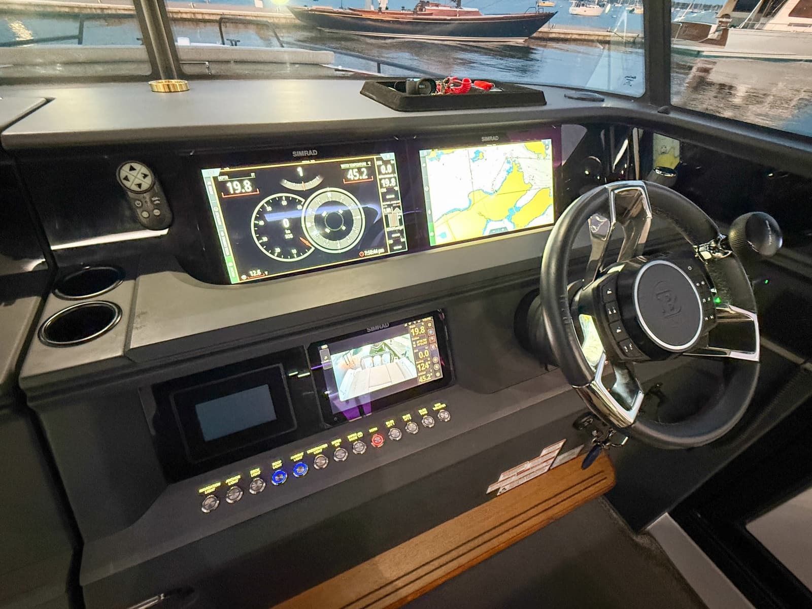 2024 Axopar 45 XC Cross Cabin Aft Cabin - Photo 11