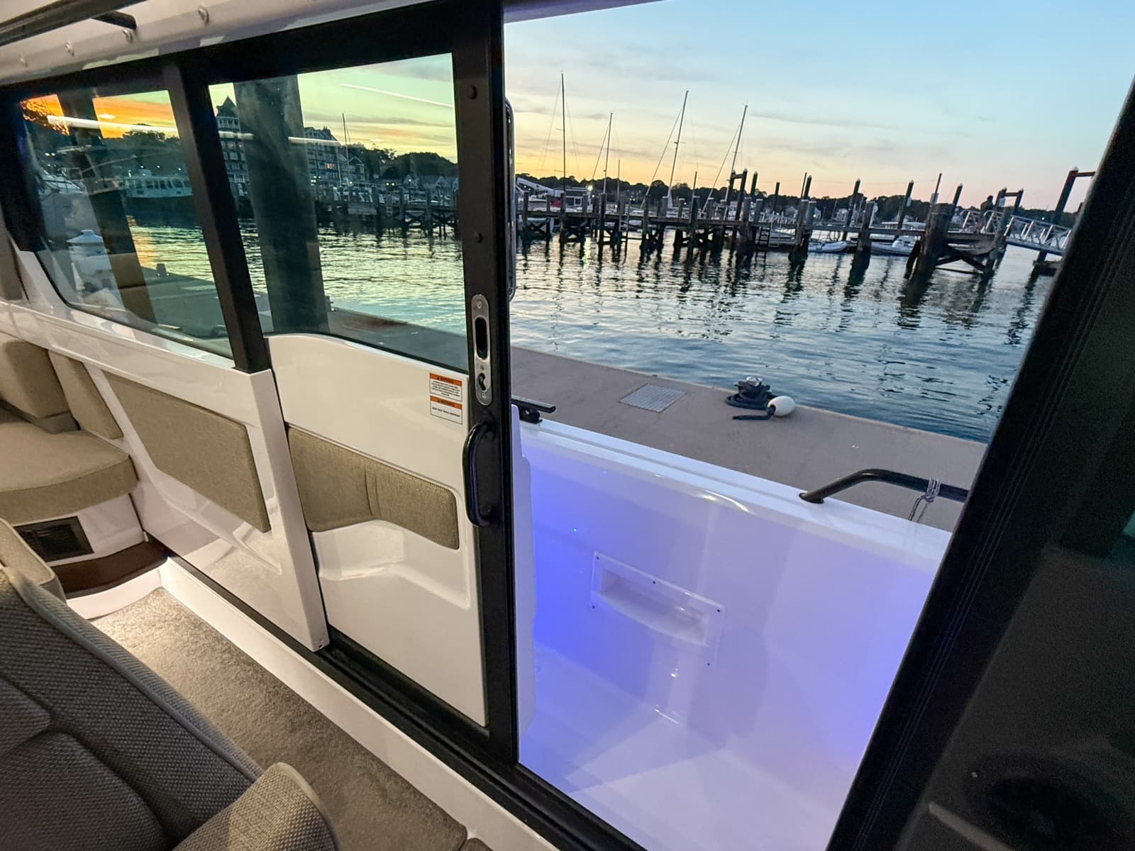 2024 Axopar 45 XC Cross Cabin Aft Cabin - Photo 32