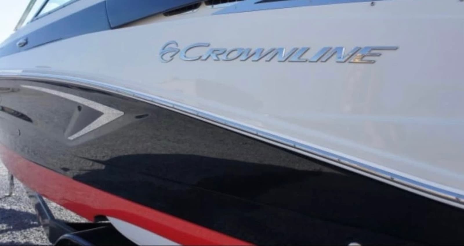 2018 Crownline E30 - Photo 5