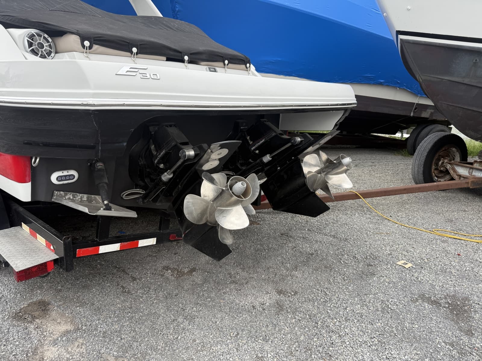 2018 Crownline E30 - Photo 6