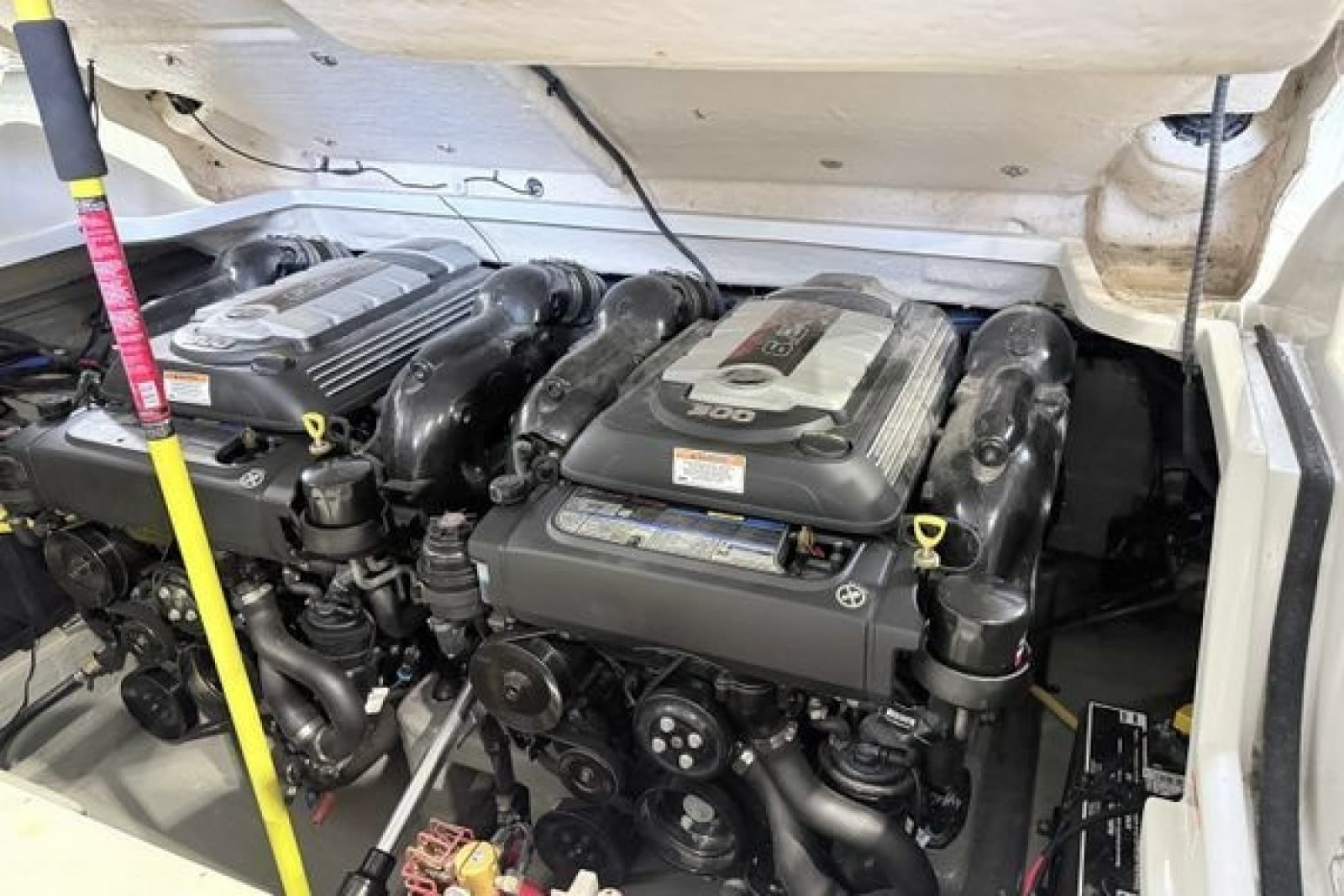 2018 Crownline E30 - Photo 27