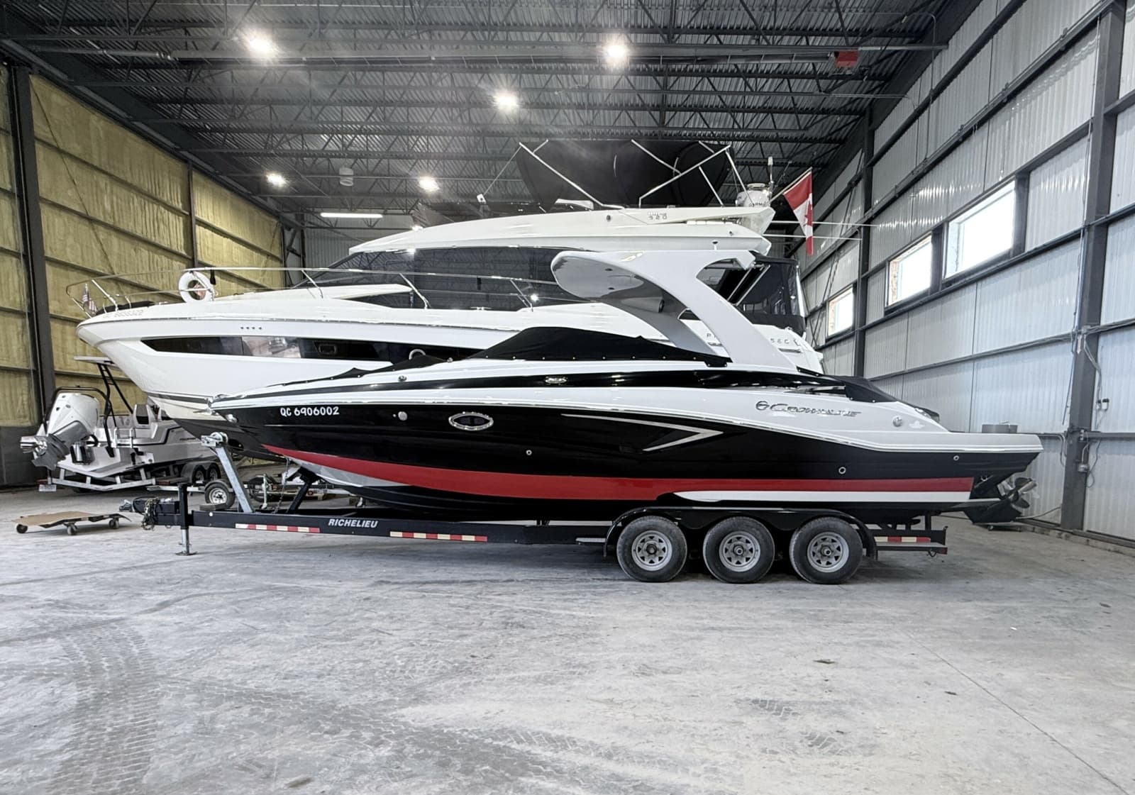 2018 Crownline E30 - Photo 2
