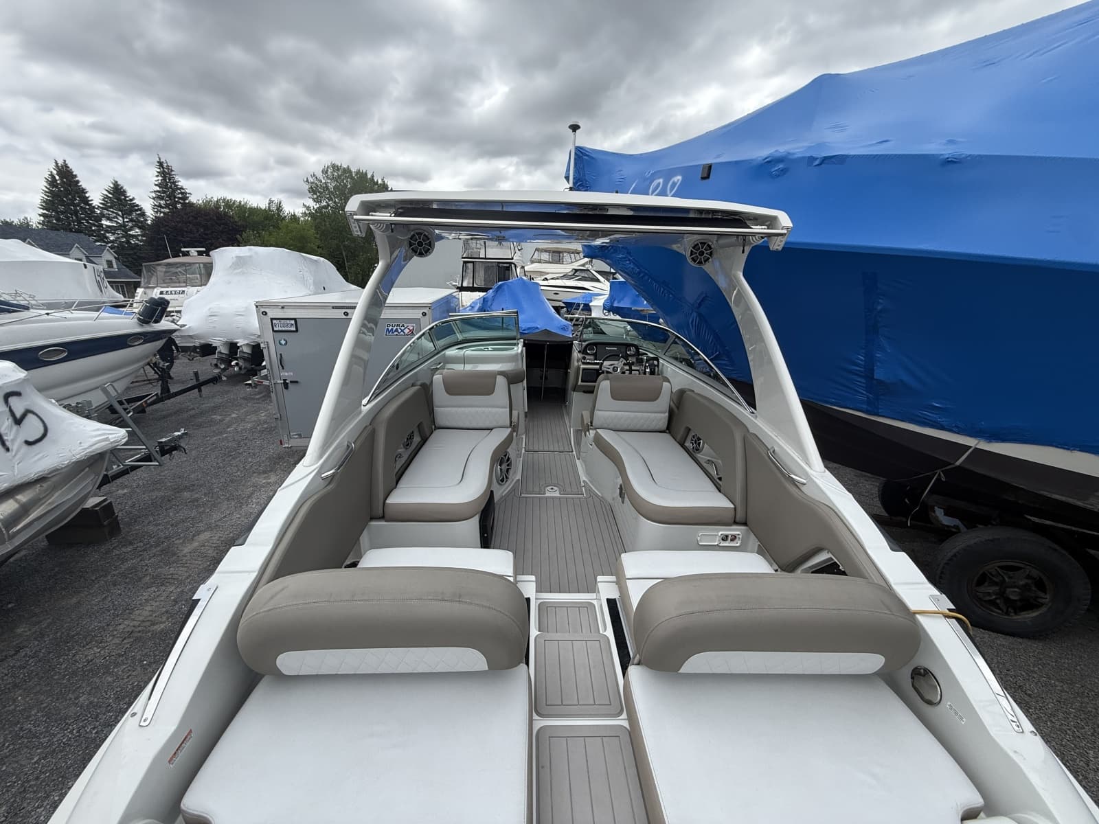 2018 Crownline E30 - Photo 8