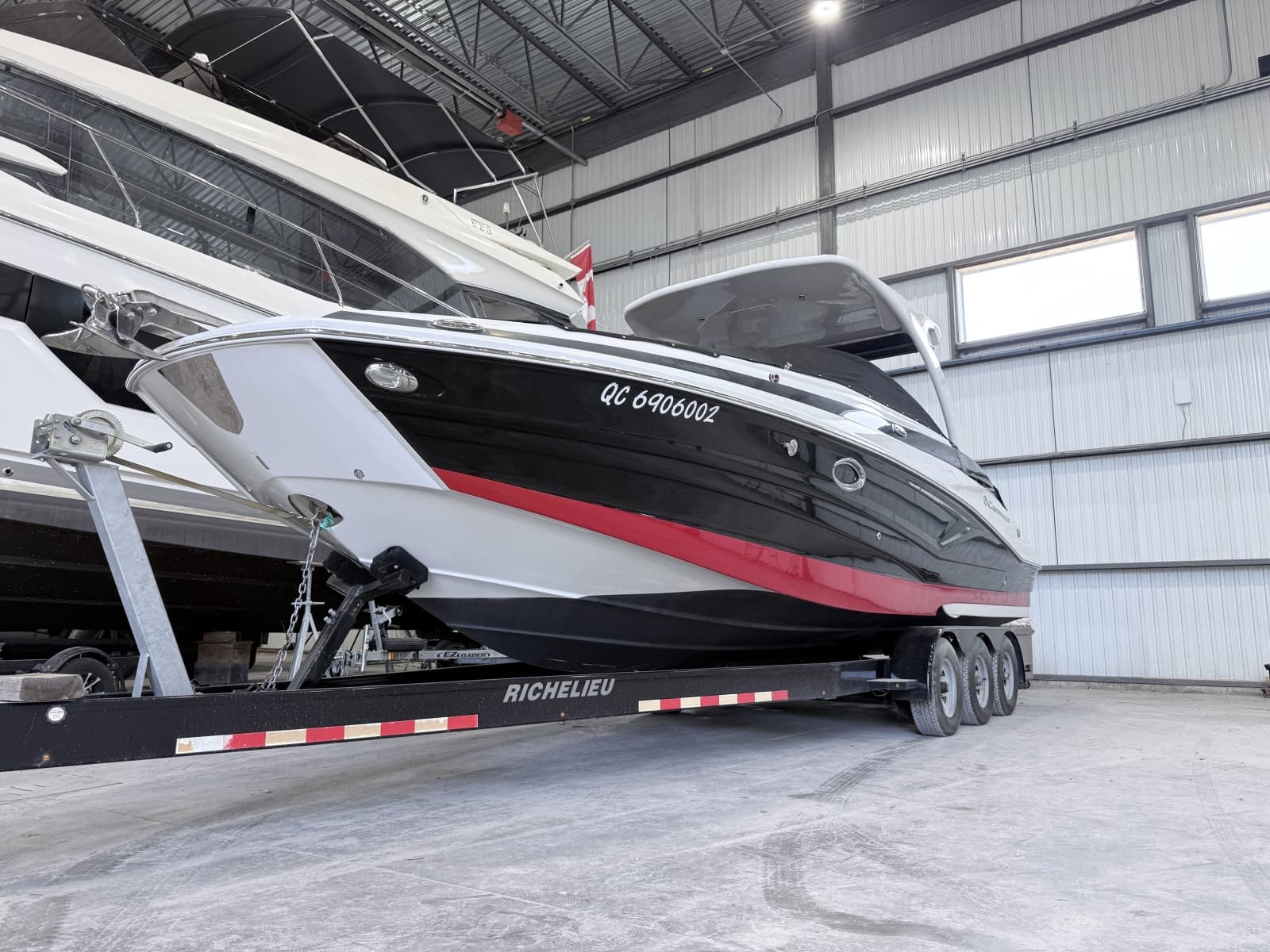 2018 Crownline E30 - Photo 4