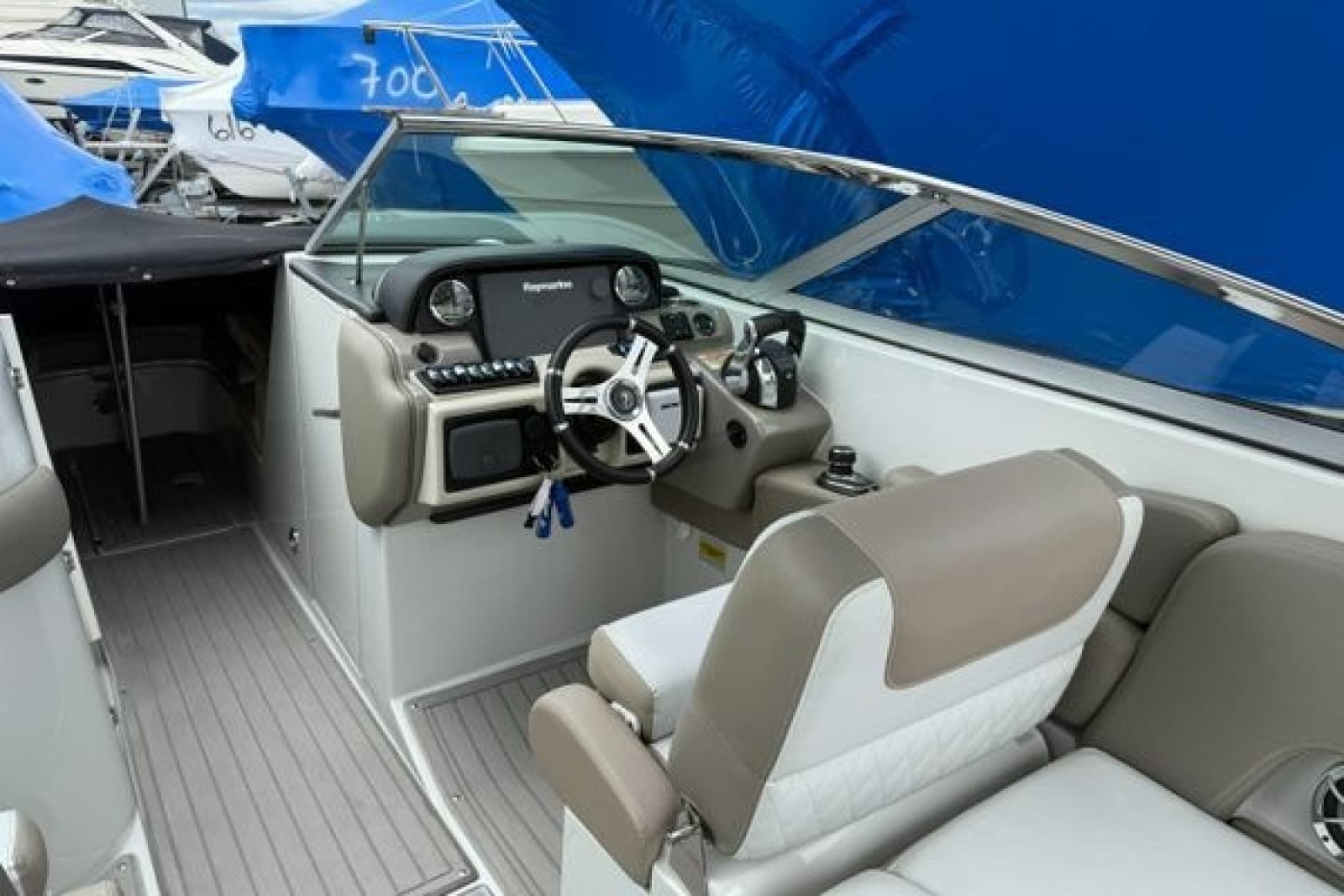 2018 Crownline E30 - Photo 15