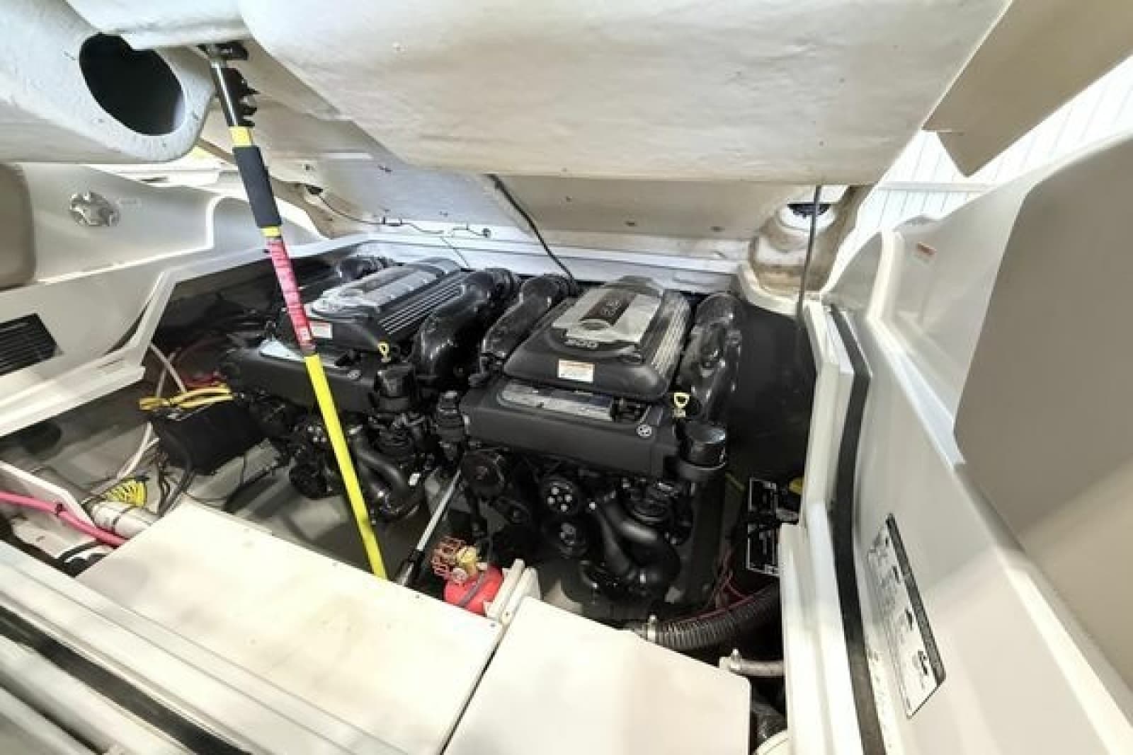 2018 Crownline E30 - Photo 26