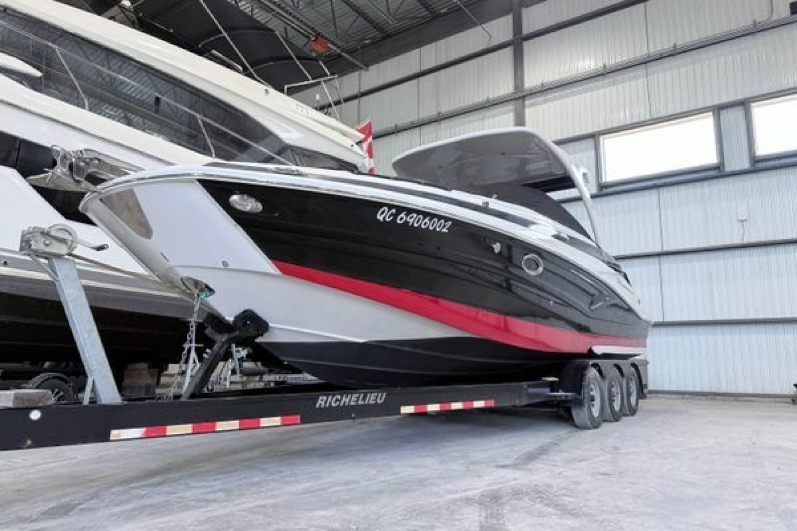 2018 Crownline E30 - Photo 4