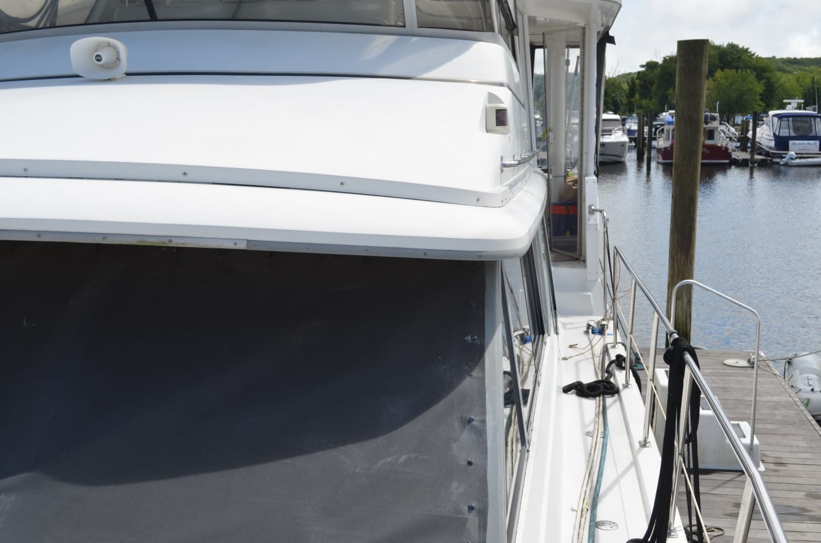 1996 Carver 440 Motor Yacht - Photo 13