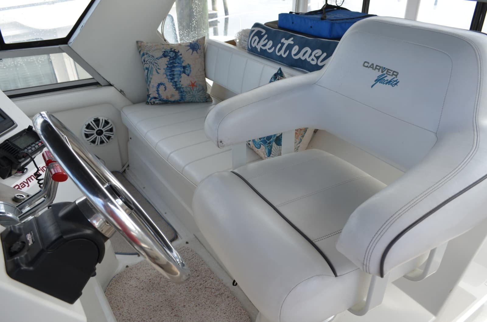 1996 Carver 440 Motor Yacht - Photo 20