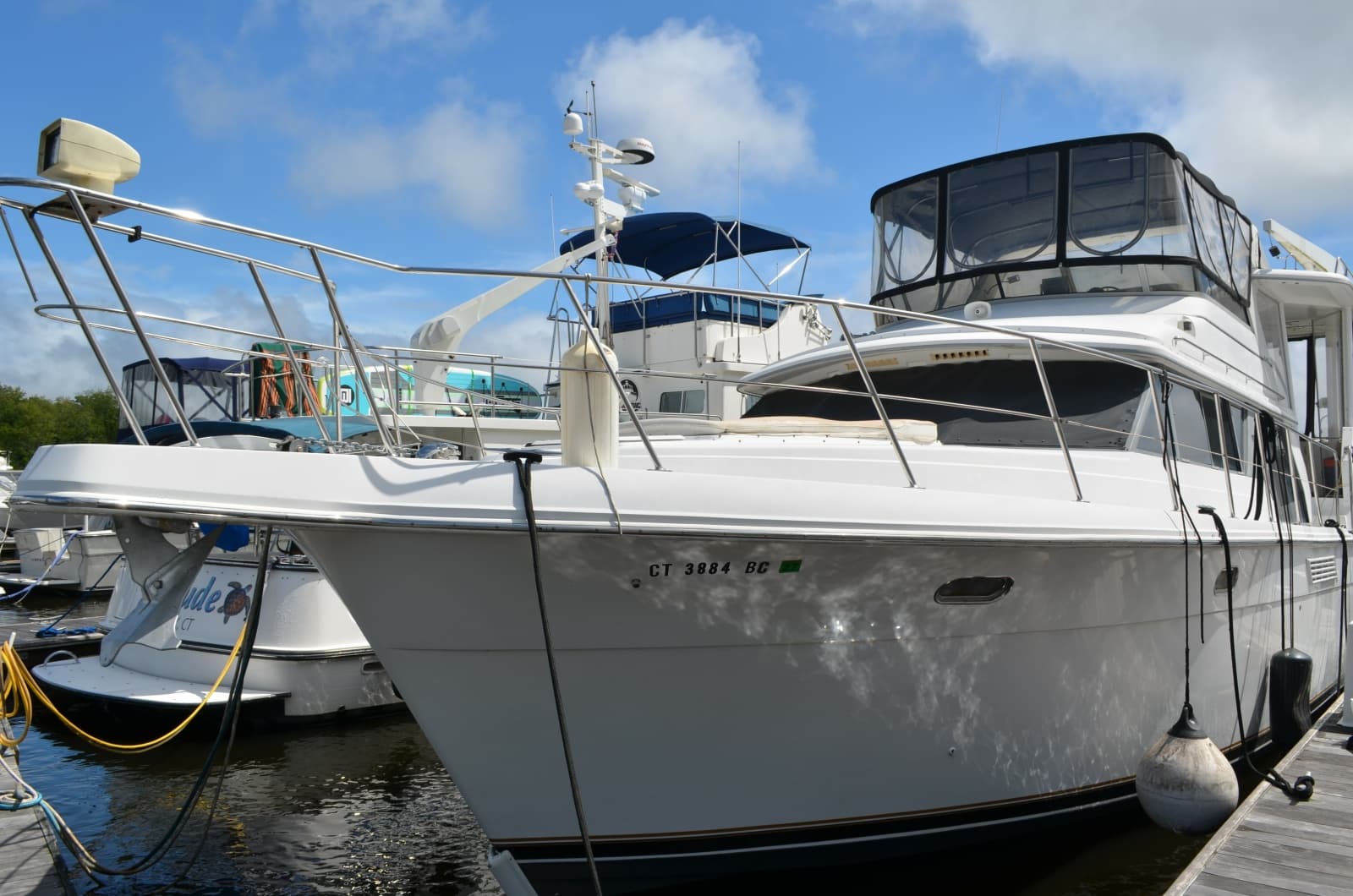 1996 Carver 440 Motor Yacht - Photo 1