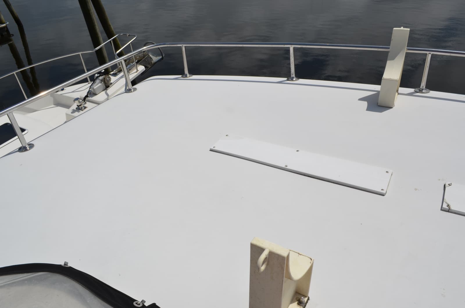1996 Carver 440 Motor Yacht - Photo 30