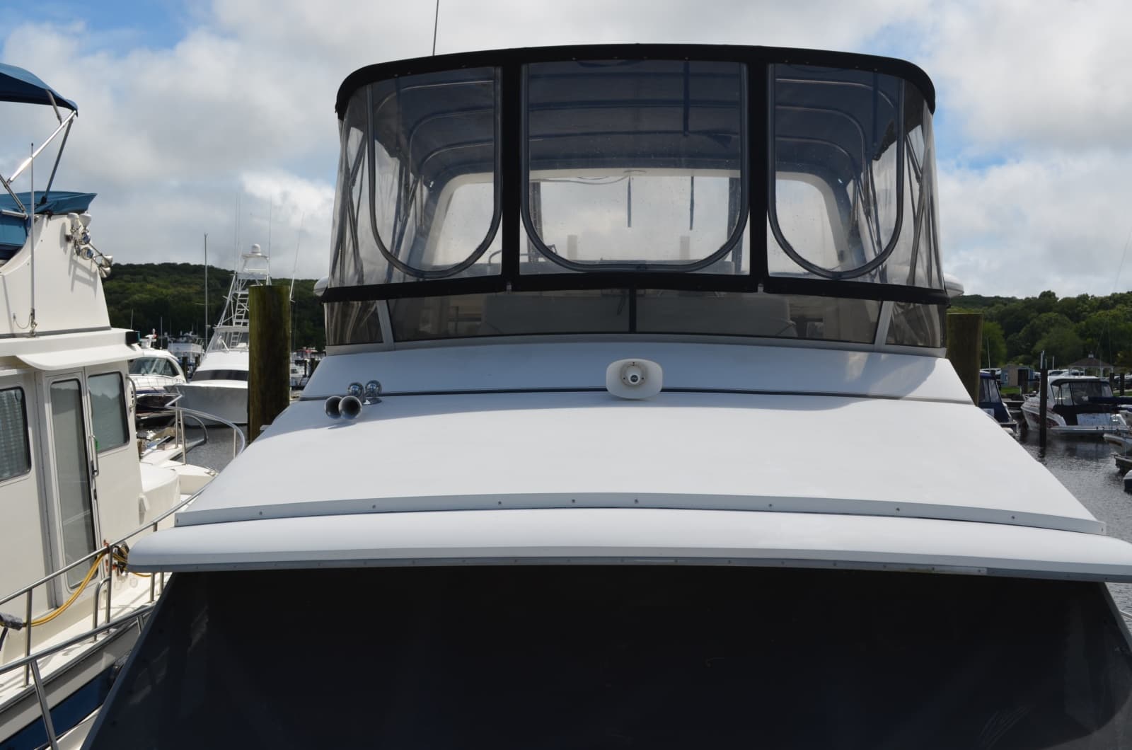 1996 Carver 440 Motor Yacht - Photo 6
