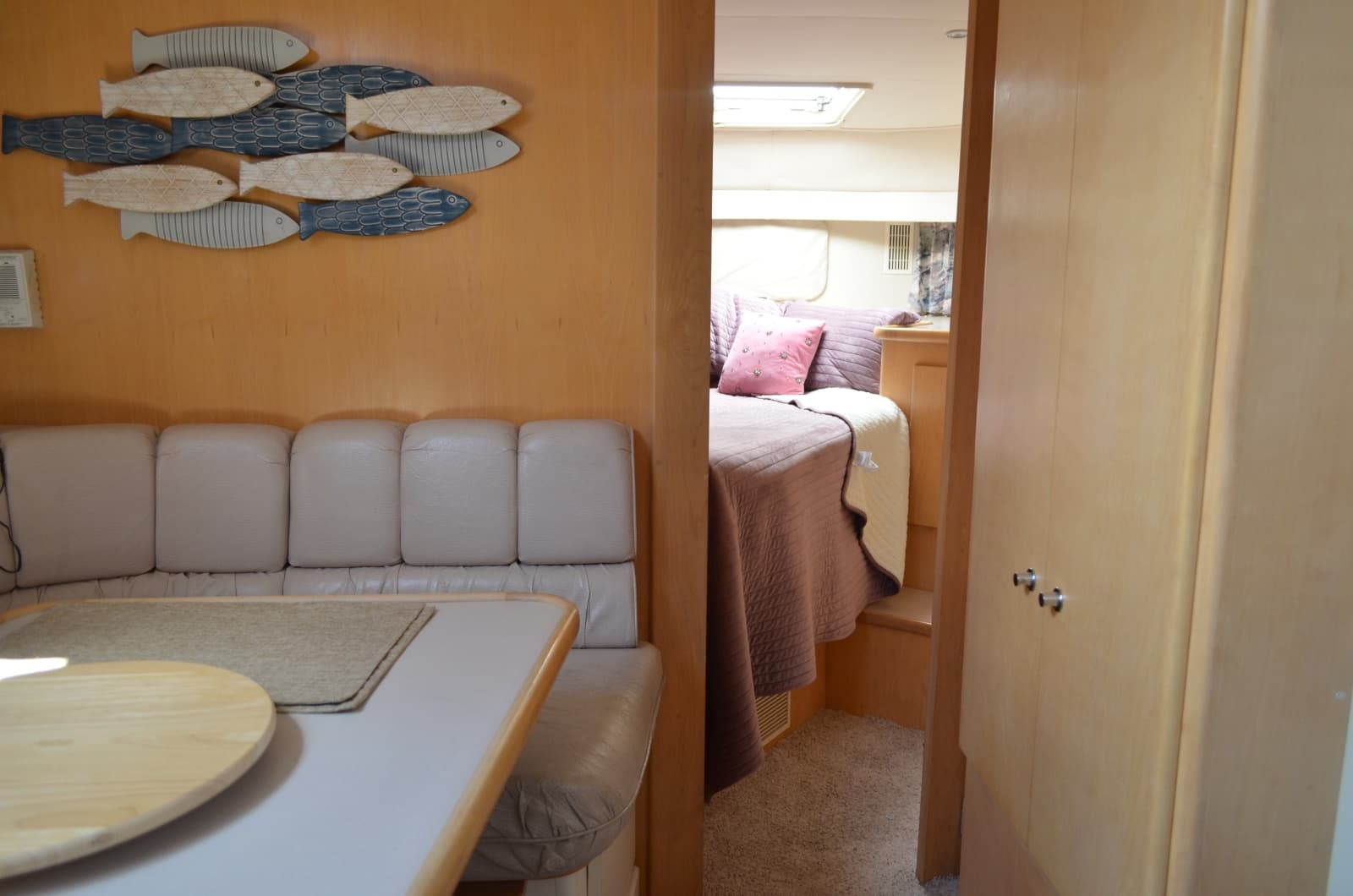 1996 Carver 440 Motor Yacht - Photo 46