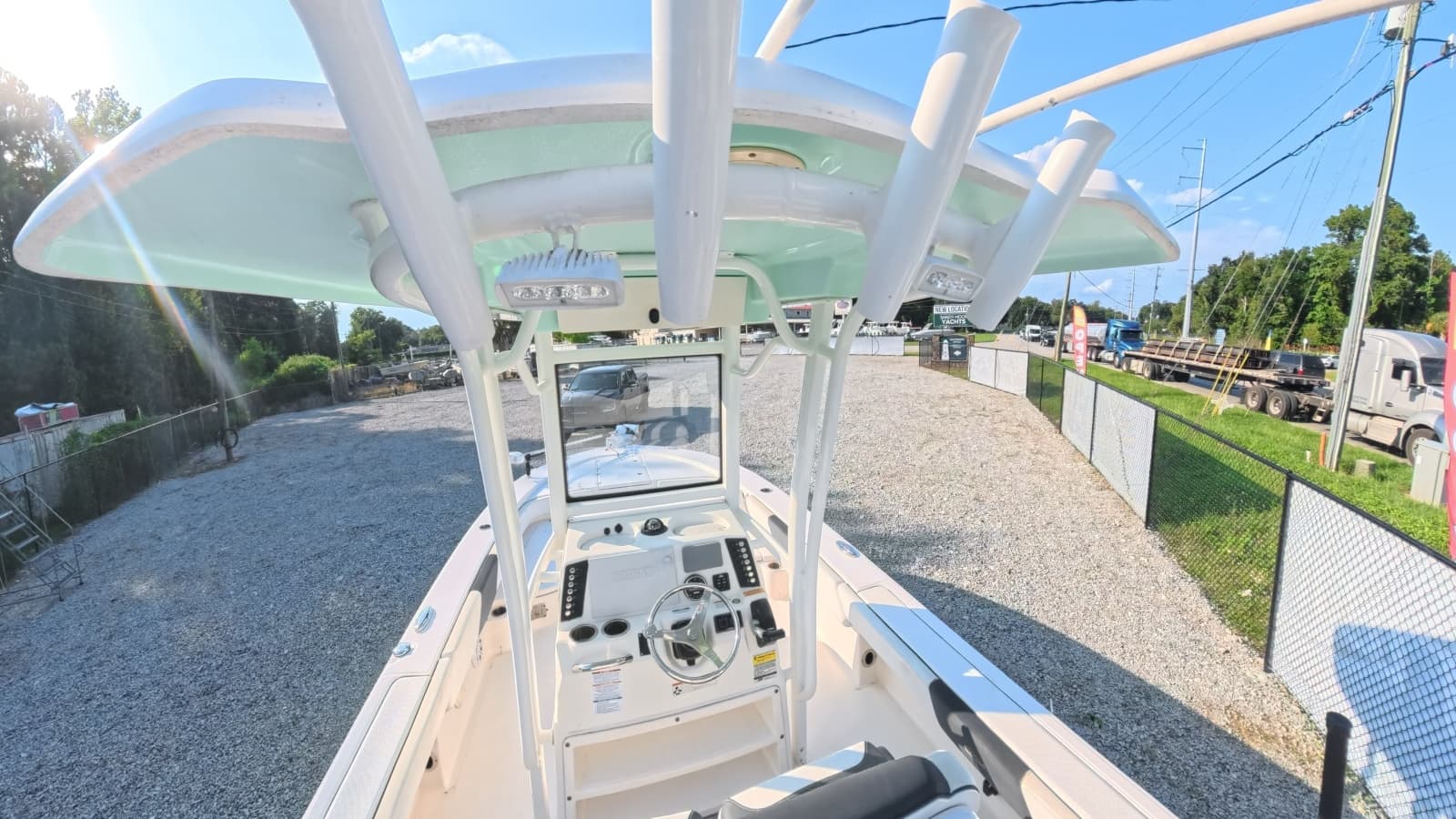 2021 Robalo 246 Cayman - Photo 10