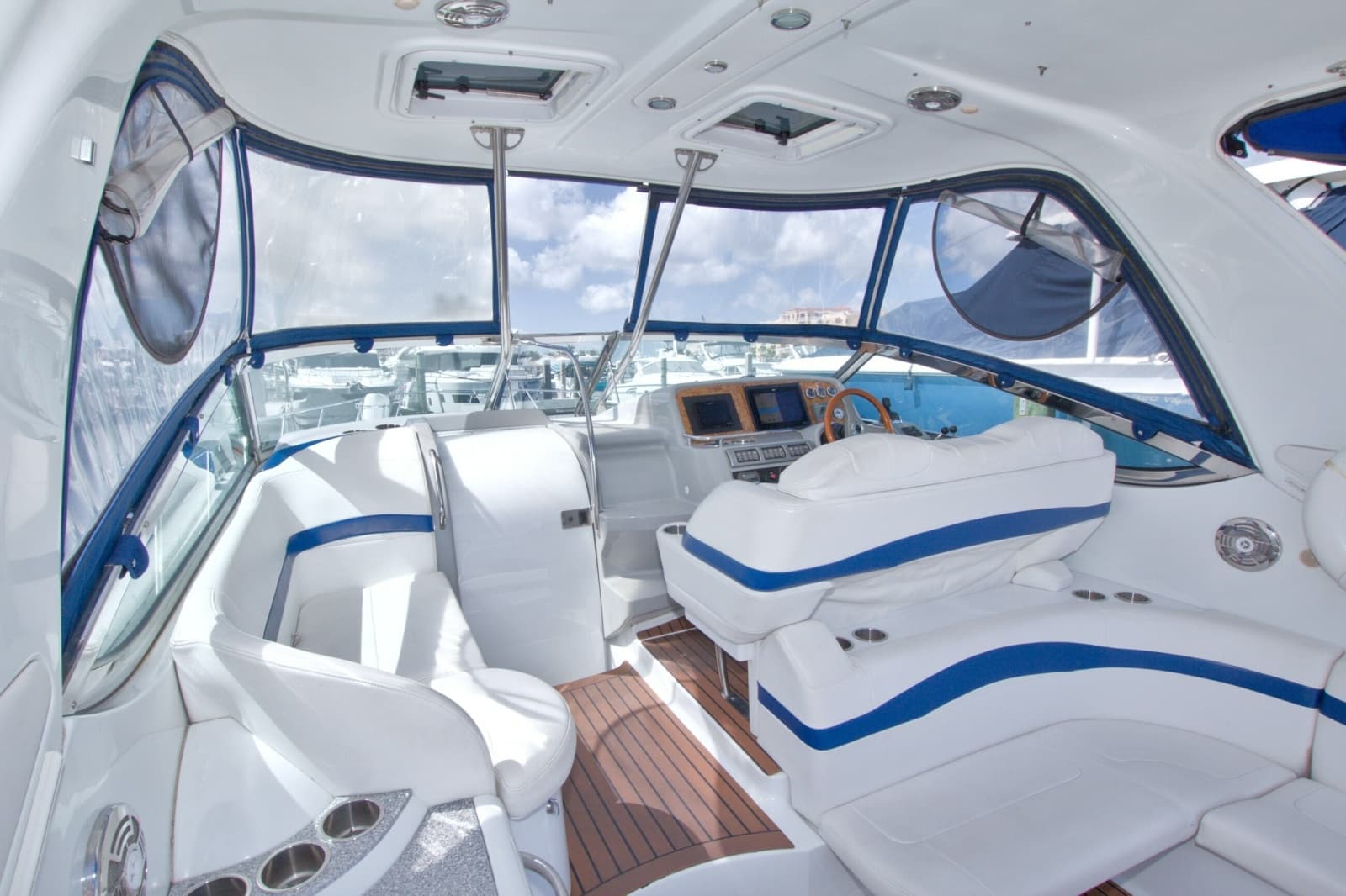 2008 Formula 40 Performance Cruiser - Photo 20