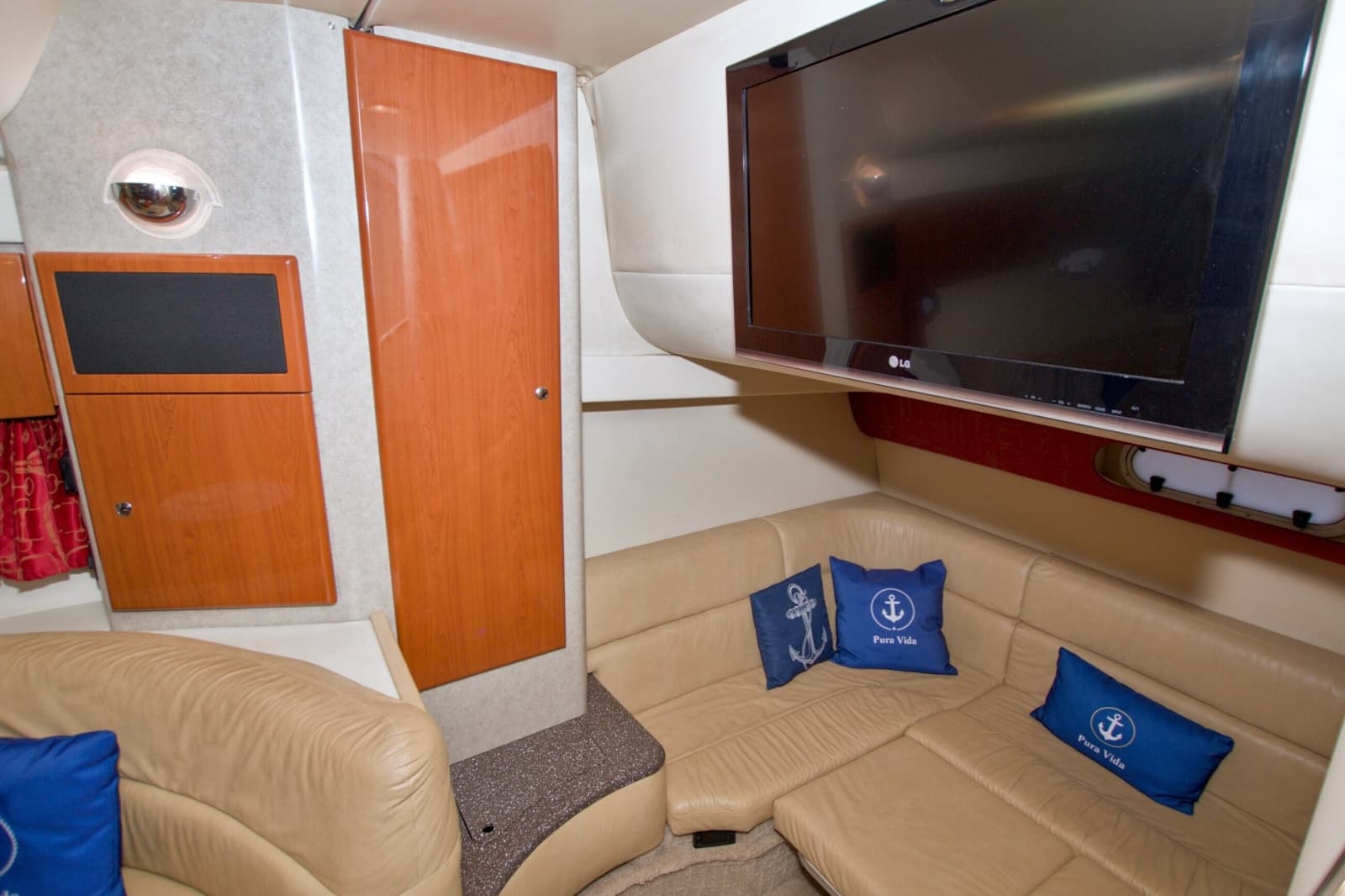 2008 Formula 40 Performance Cruiser - Photo 42